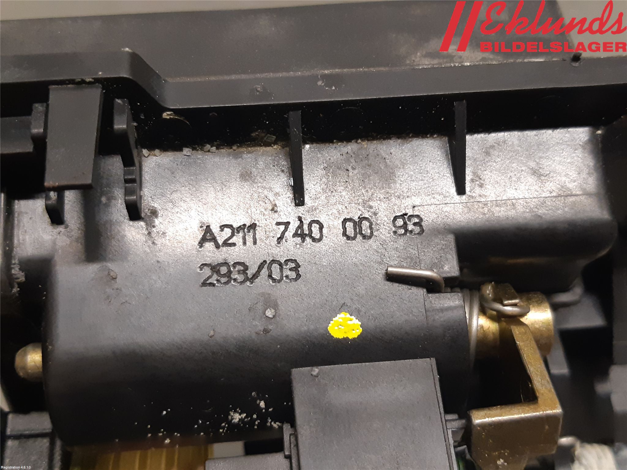 Mercedes-Benz MB E-KLASS (W211) 02-09 Bakluckehandtag