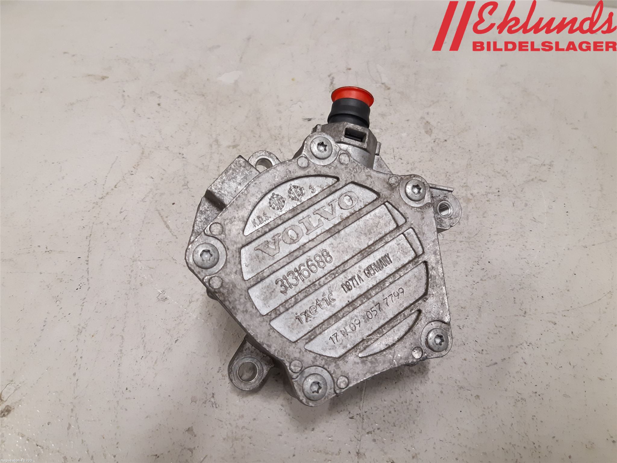 Volvo V90 17->> Vakuumpump