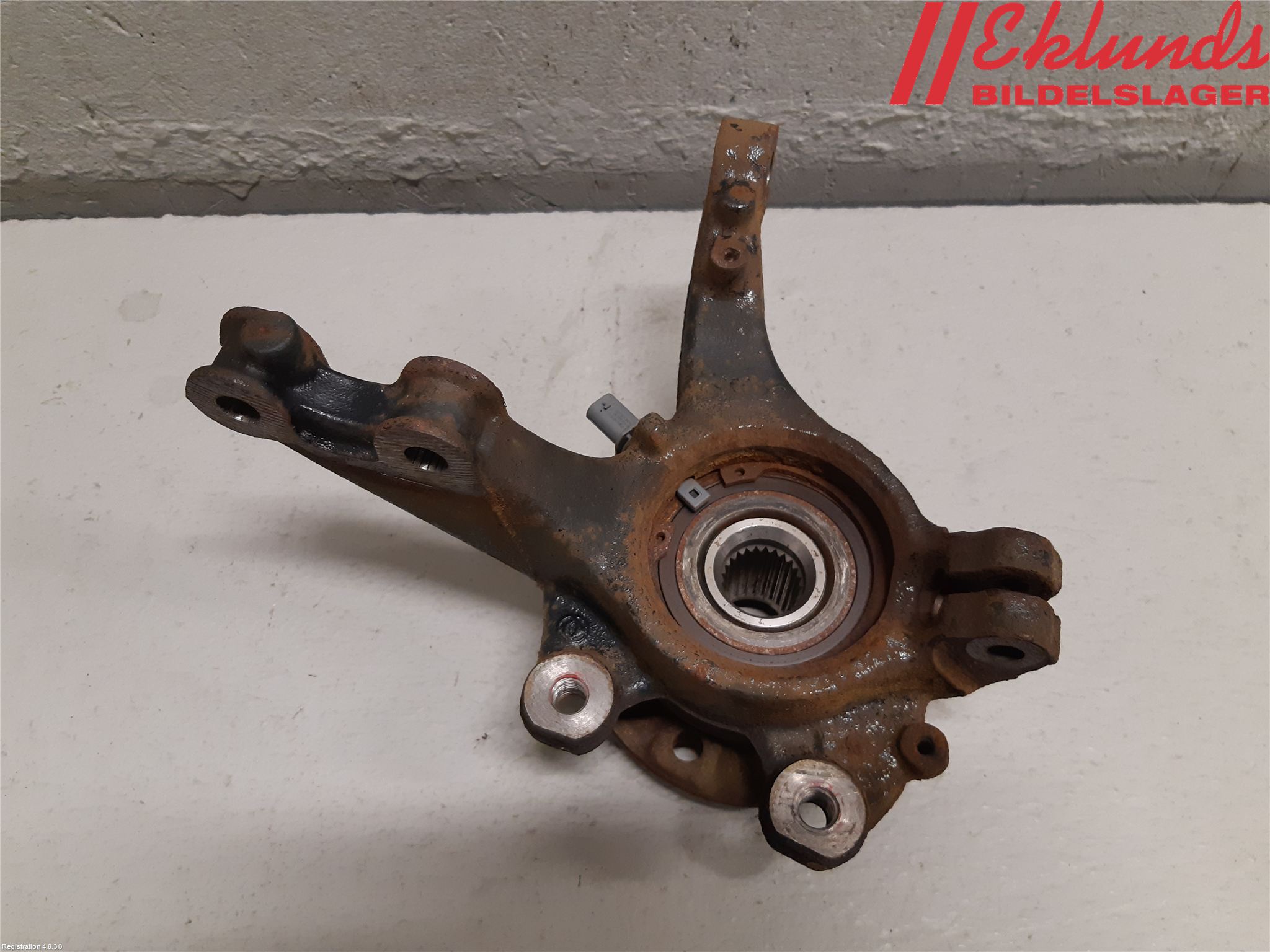 Peugeot 2008/E-2008 20- Styrspindel Lagerhus Hö