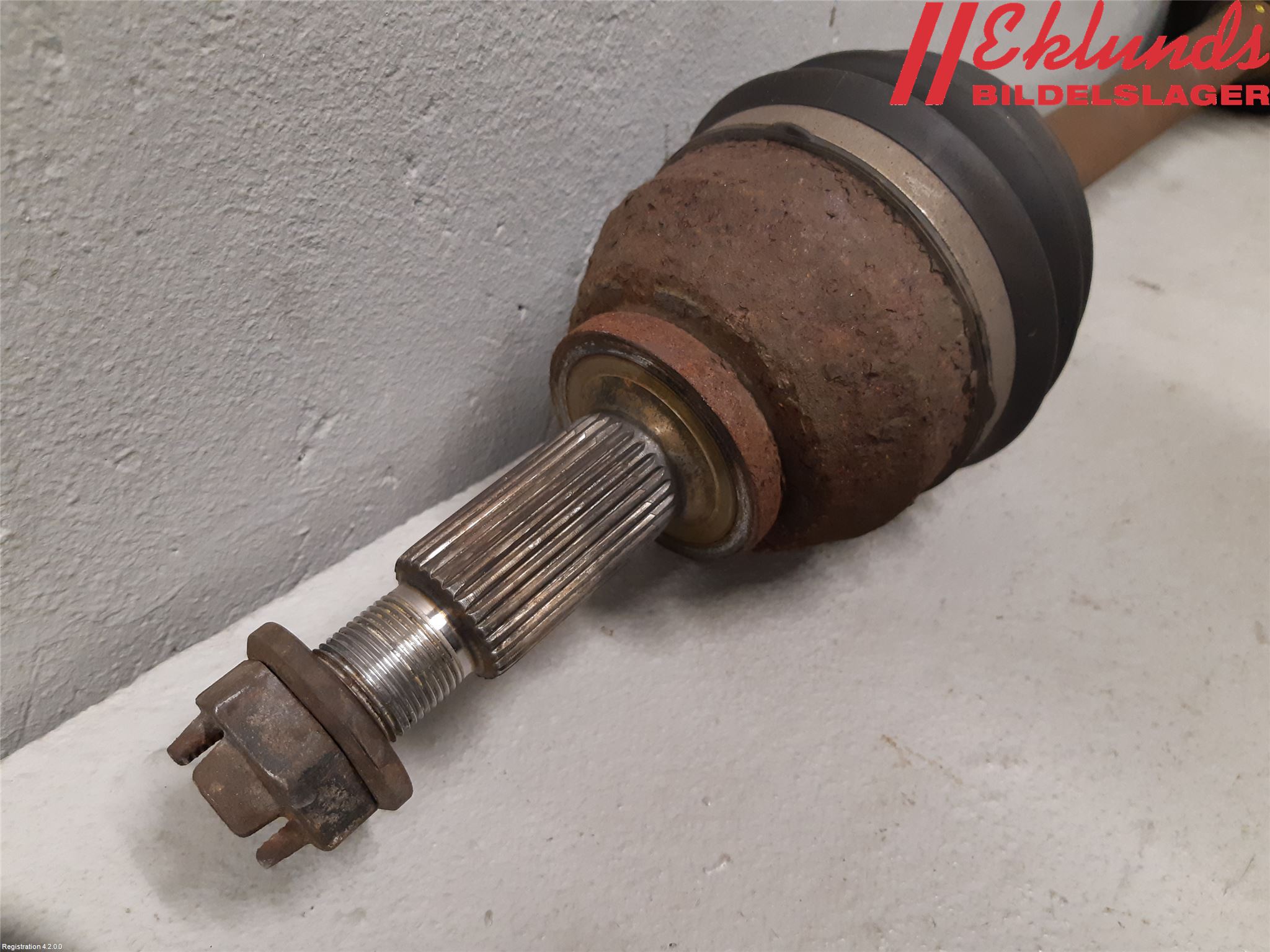 Opel VIVARO 15-19 Drivaxel Fram Höger