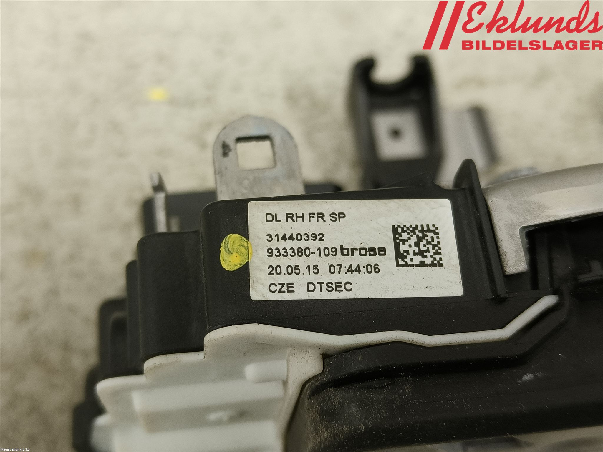 Volvo V40 CROSS COUNTRY 13-19 Låskista-Dörrlås