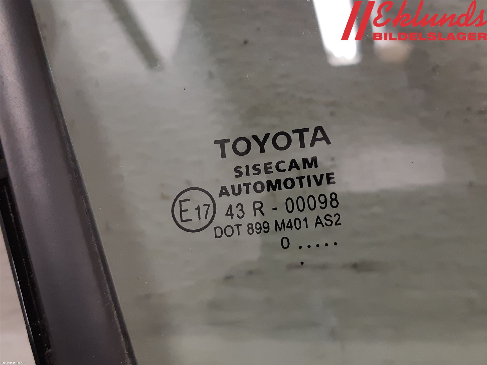 Toyota C-HR 16-23 Dörruta Fram Lilla Hö