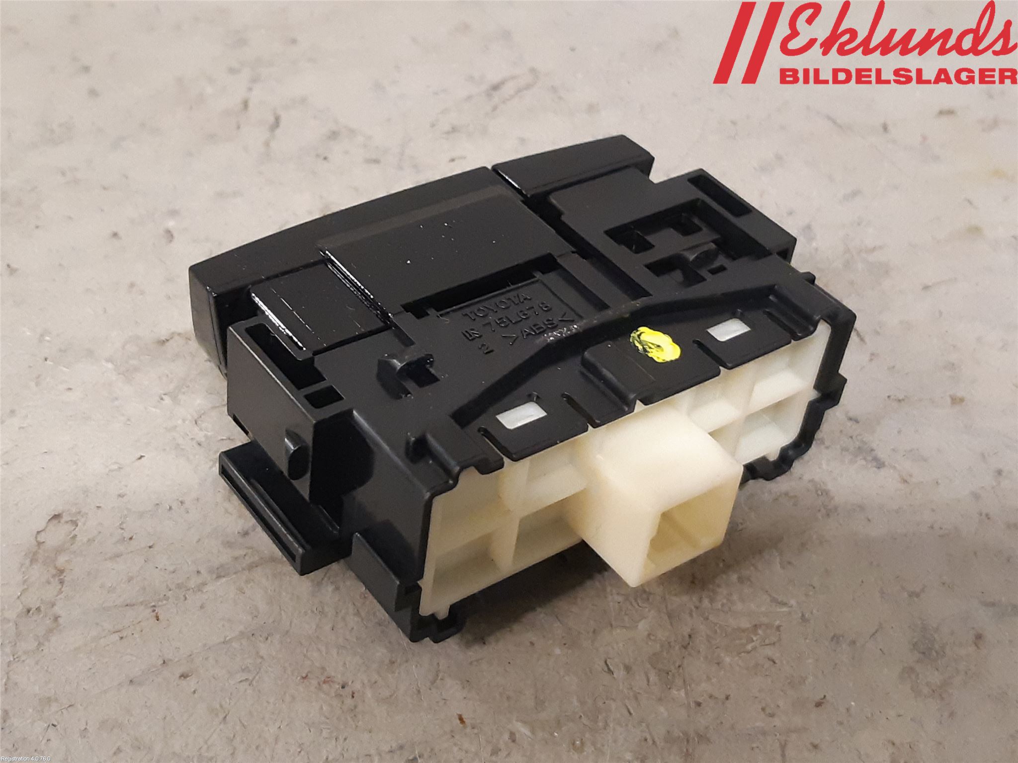 Toyota COROLLA 19- Strömställare Övrigt