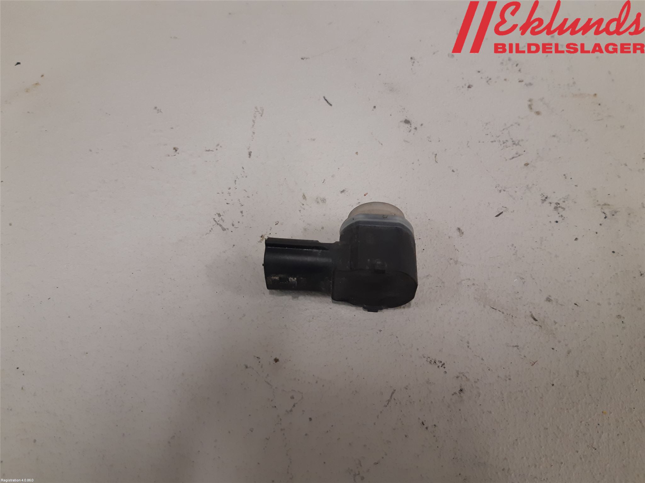 Nissan X-TRAIL 14-21 Parkeringshjälp Frontsensor