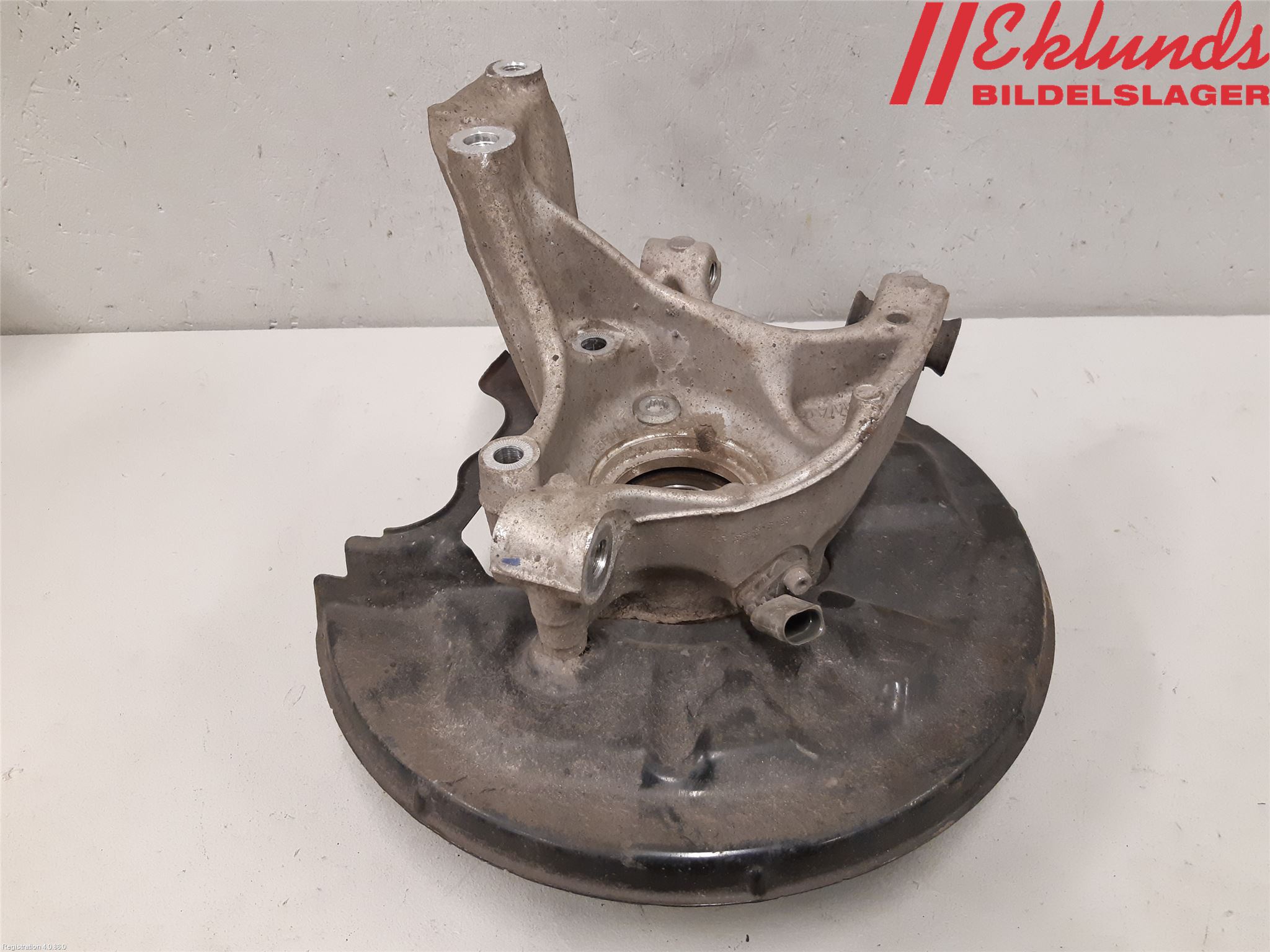 Seat TARRACO 19- Hjullagerhus-Spindel Vä B