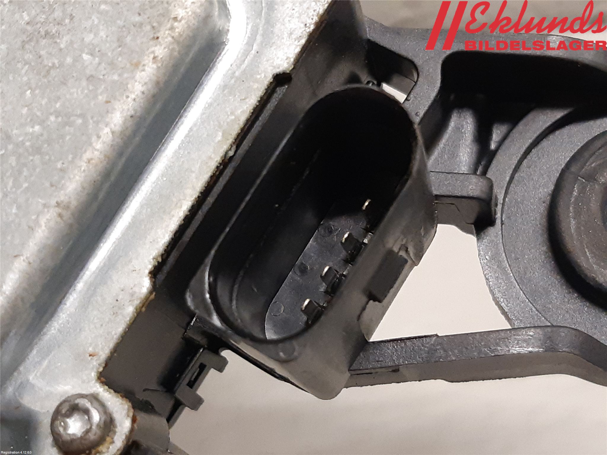 Volkswagen VW PASSAT 11-14 Torkarmotor Baklucka