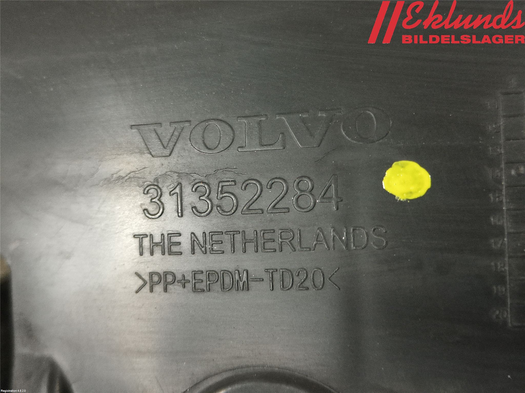Volvo V60 14-18 Stötfångarfäste Bak Vä