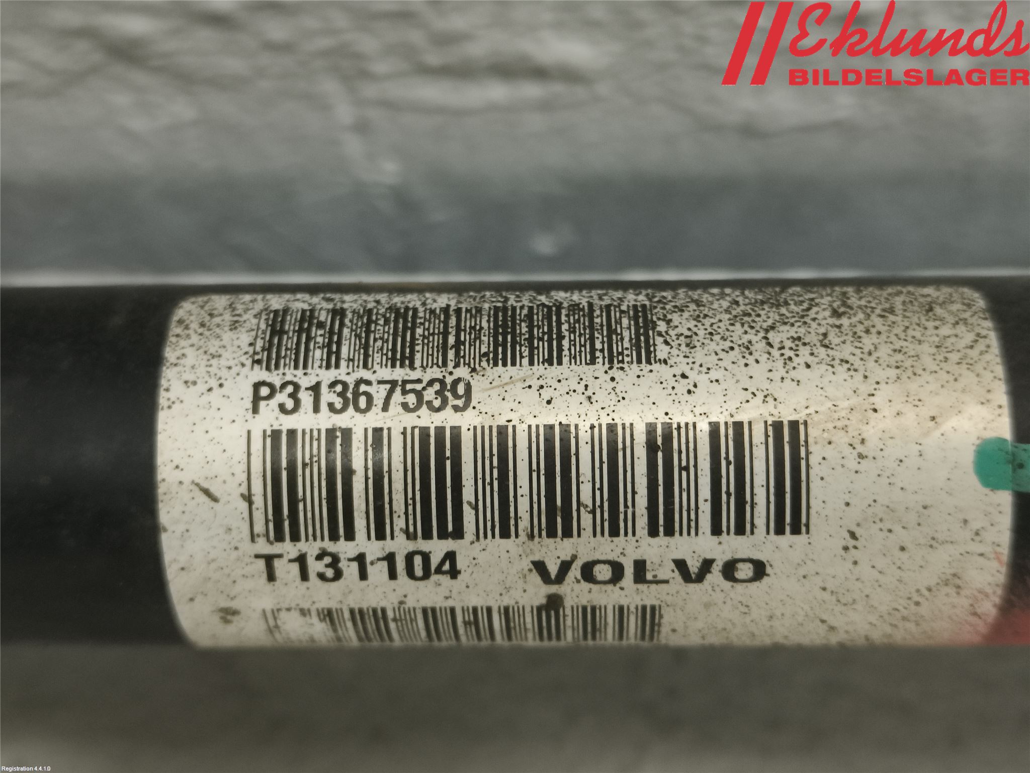 Volvo V40 12-19 Drivaxel Fram Vänster