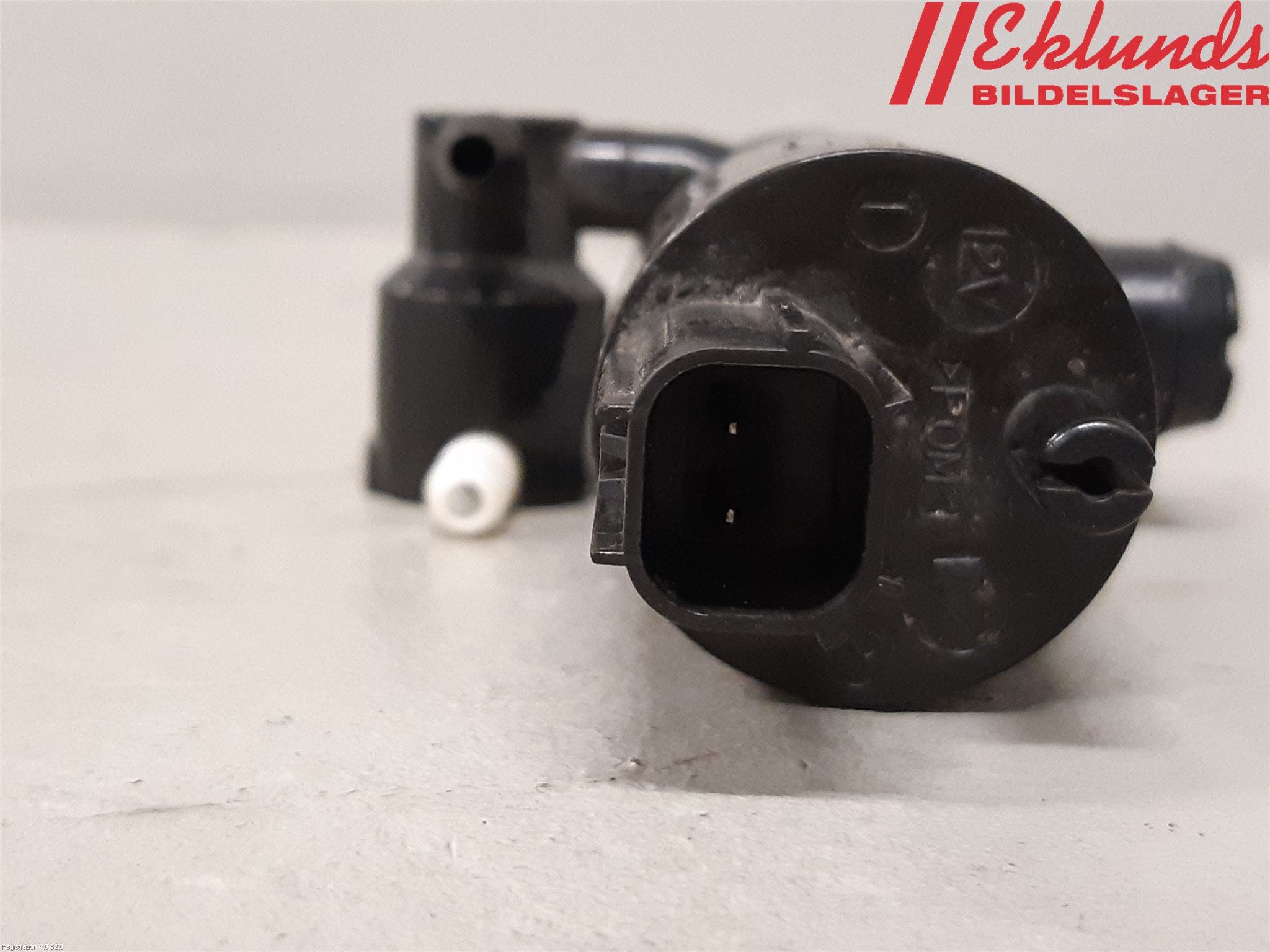 Volvo V40 12-19 Spolarpump Vindruta