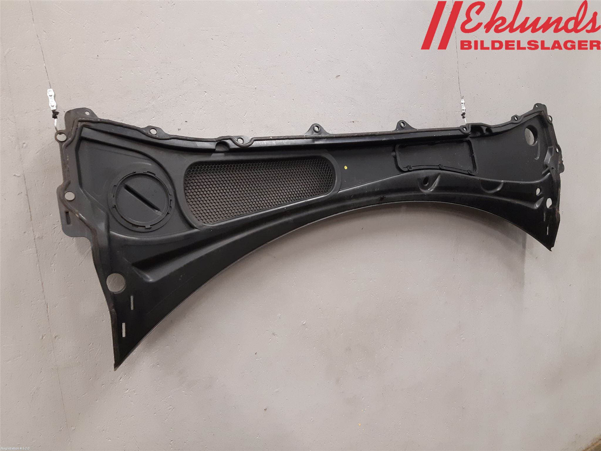 Volvo V90 17->> Täckplast Front