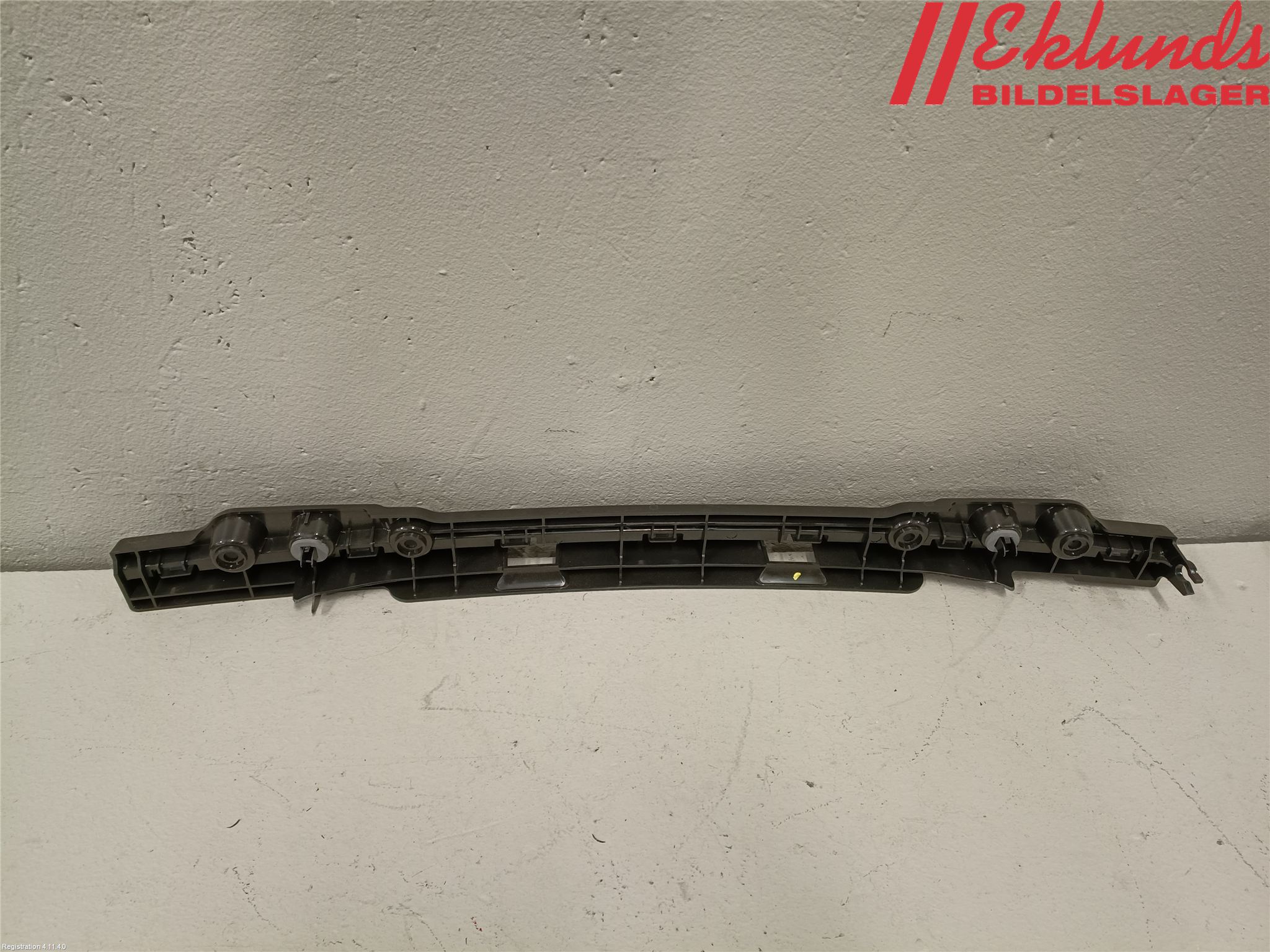 Tesla MODEL Y 21- Stötfångare Deformelement Bak