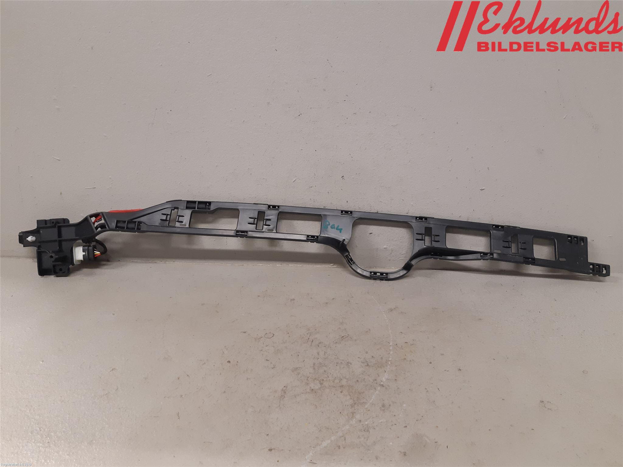 Toyota COROLLA 19- Bakluckeöppnare Automatisk