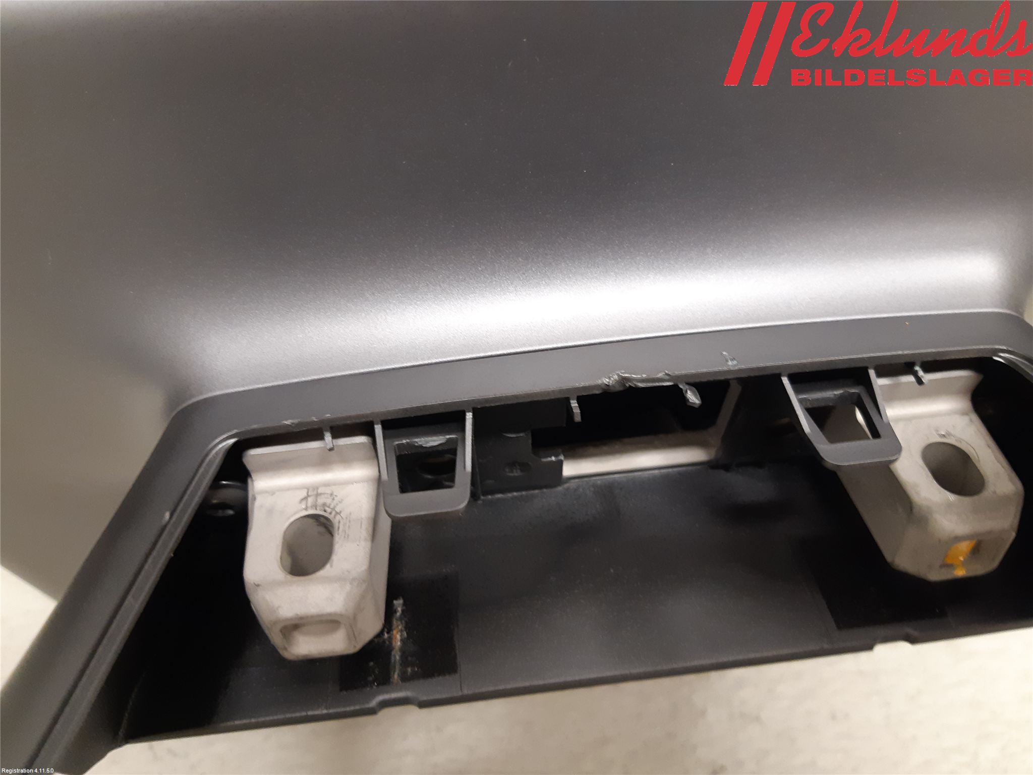 Tesla MODEL Y 21- Multifunktionsdisplay