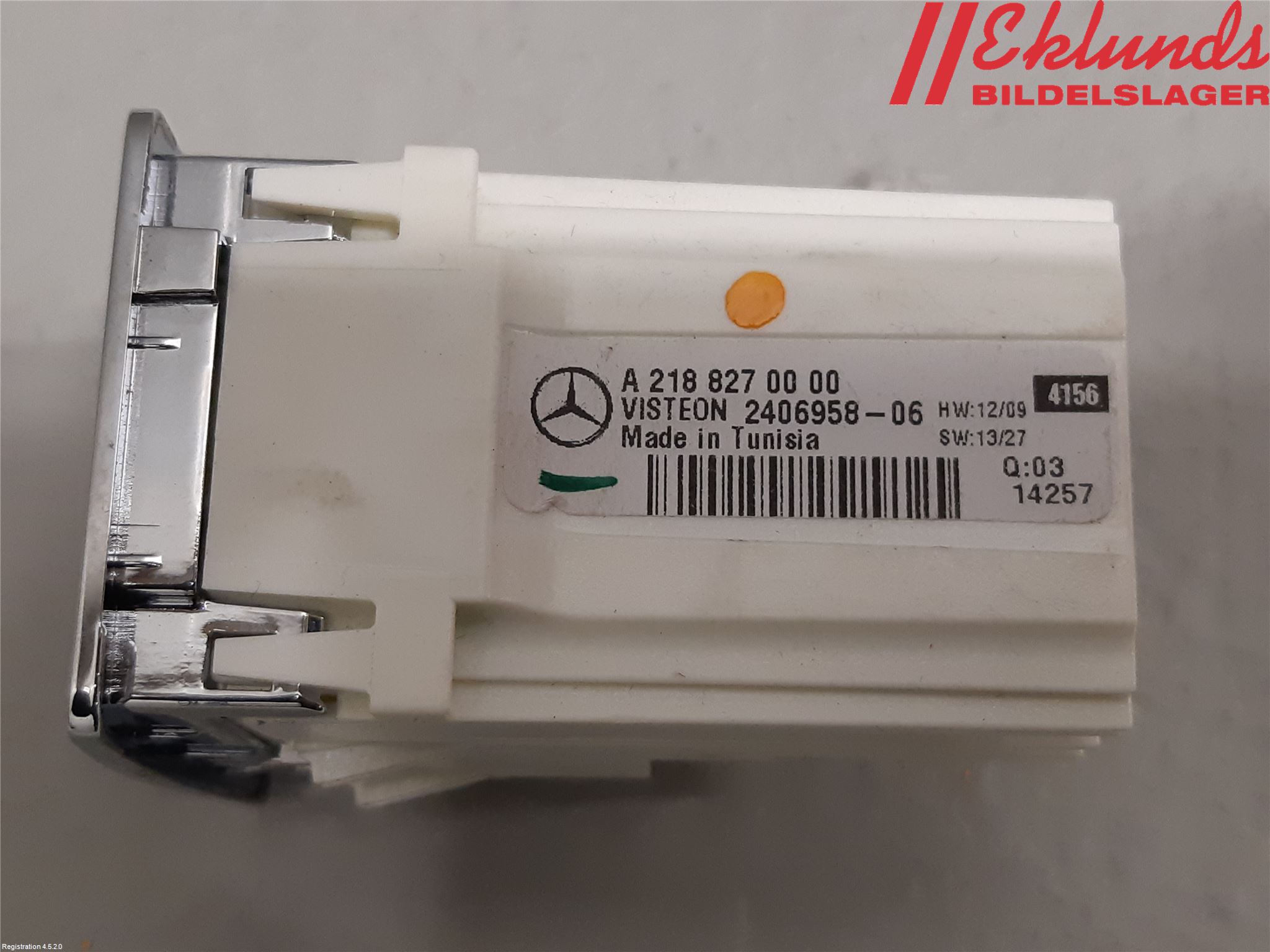 Mercedes-Benz MB E-KLASS (W212) 09-16 Instrument Klocka