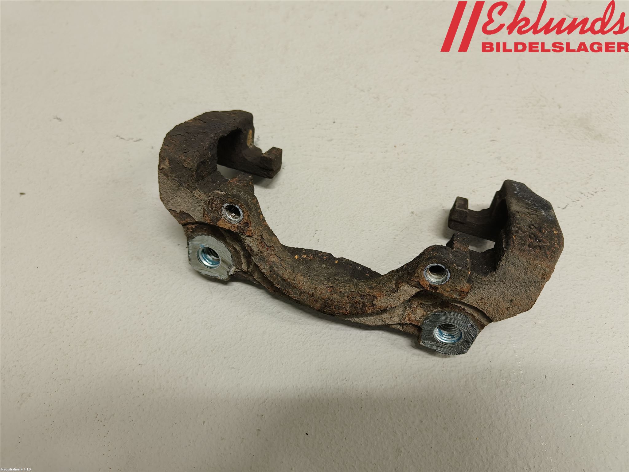 Ford MONDEO 15-22 Bromsokshållare