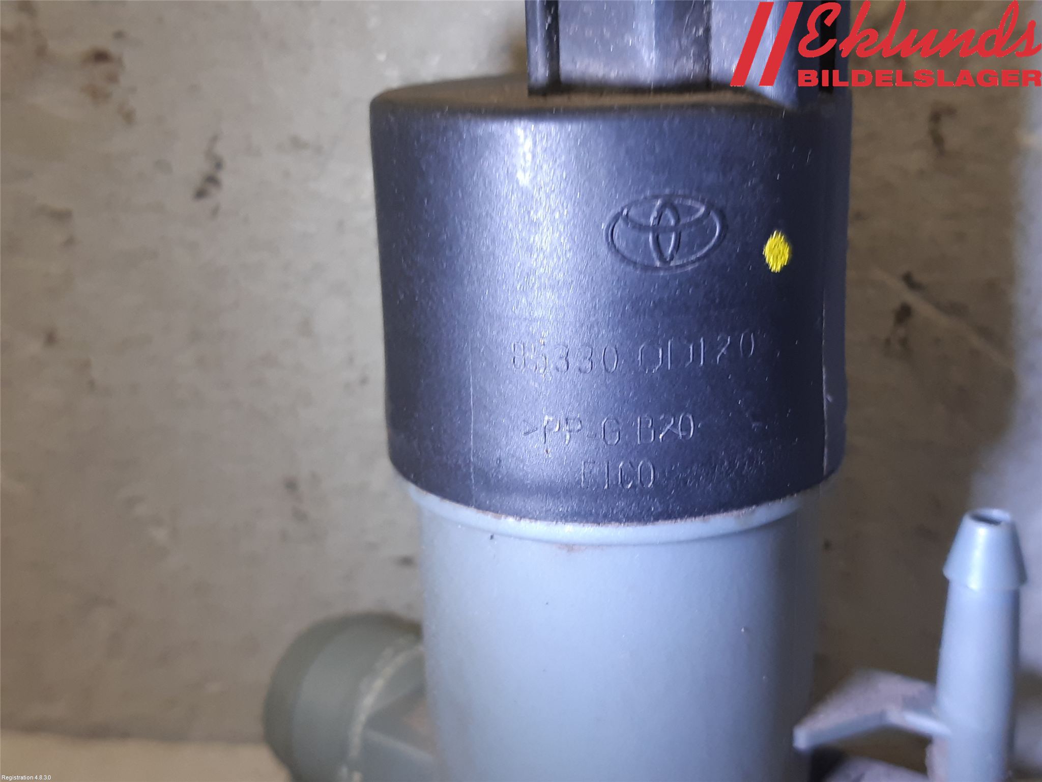 Toyota YARIS XP130 12-14 Spolarpump Vindruta