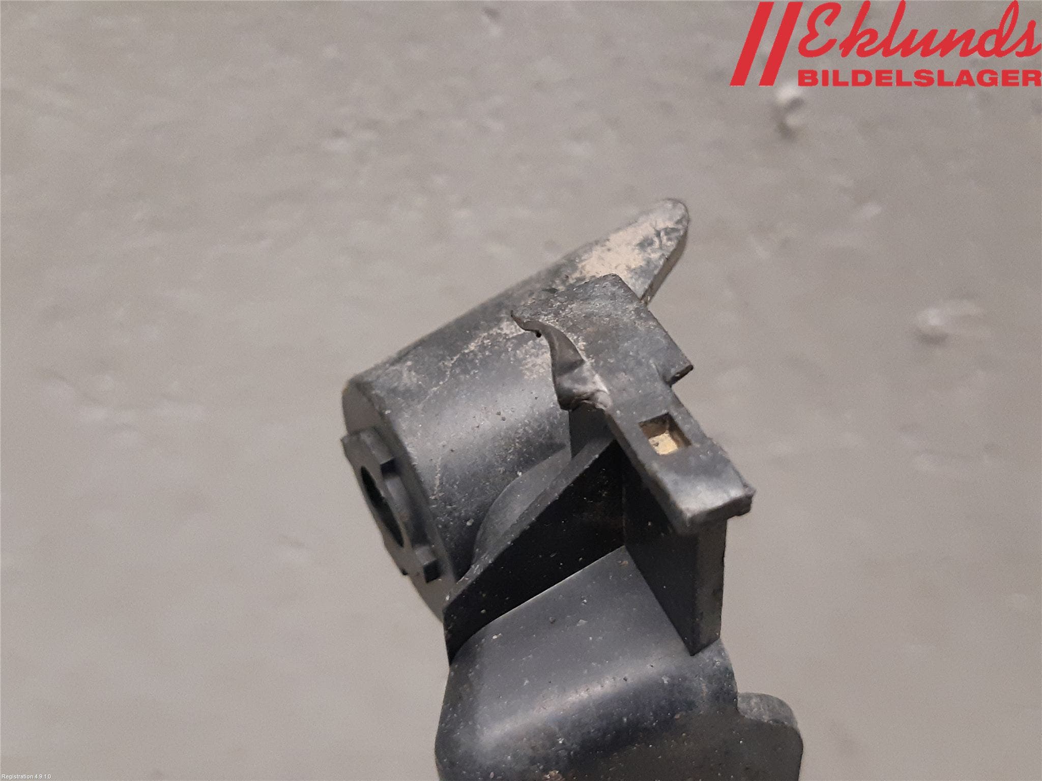 Volvo V70 08-13 Stötfångarfäste Bak Hö