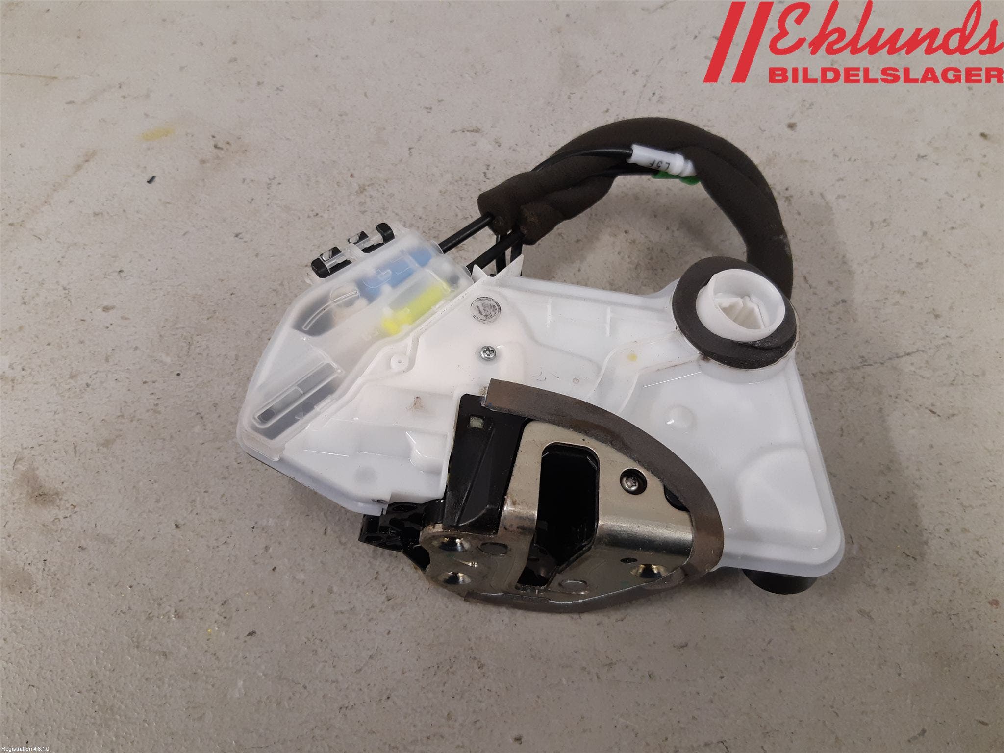 Toyota C-HR 16-23 Låskista-Dörrlås