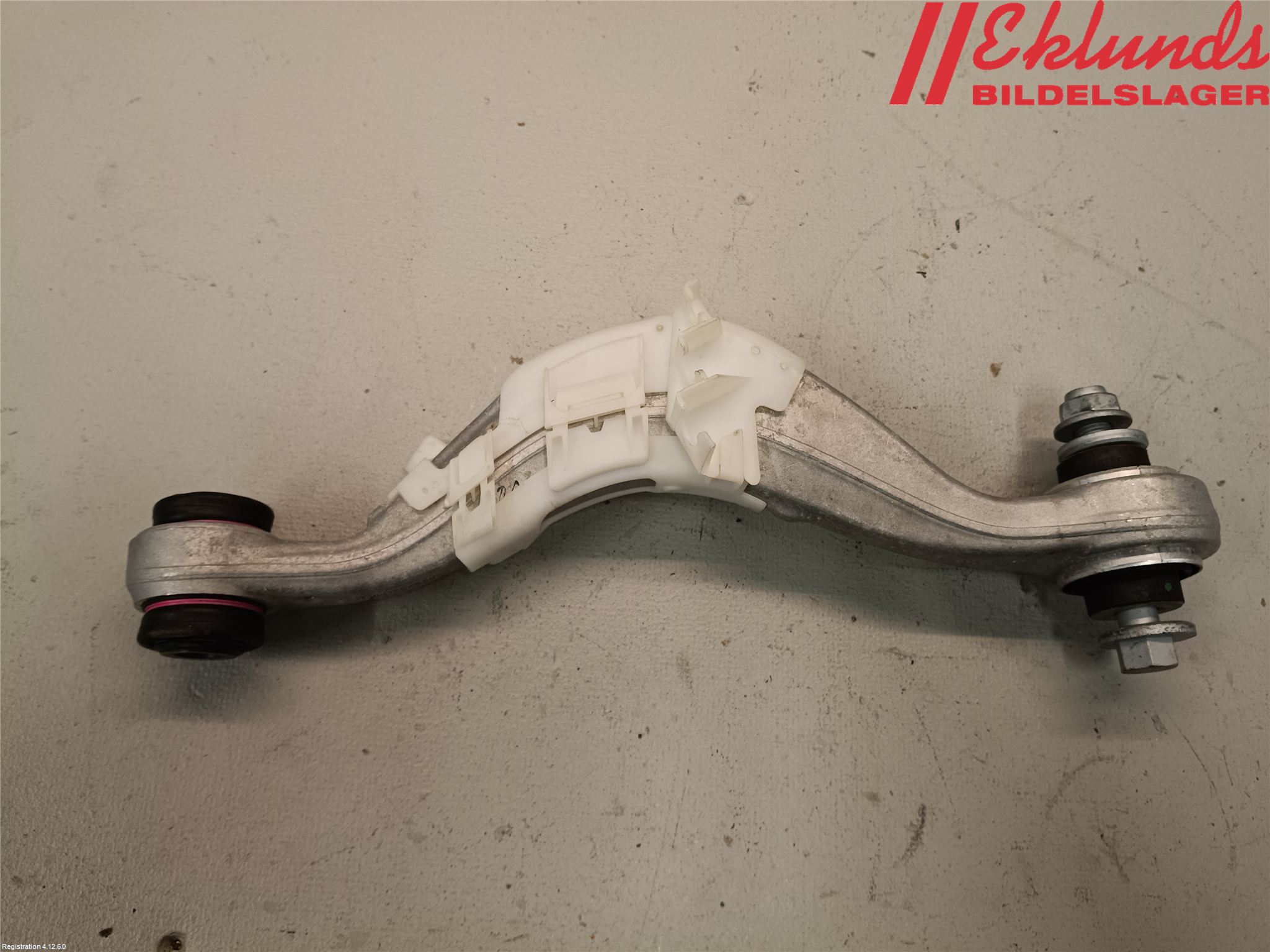 BMW 5 G30/G31/F90 17-23 Bärarm Bak Höger