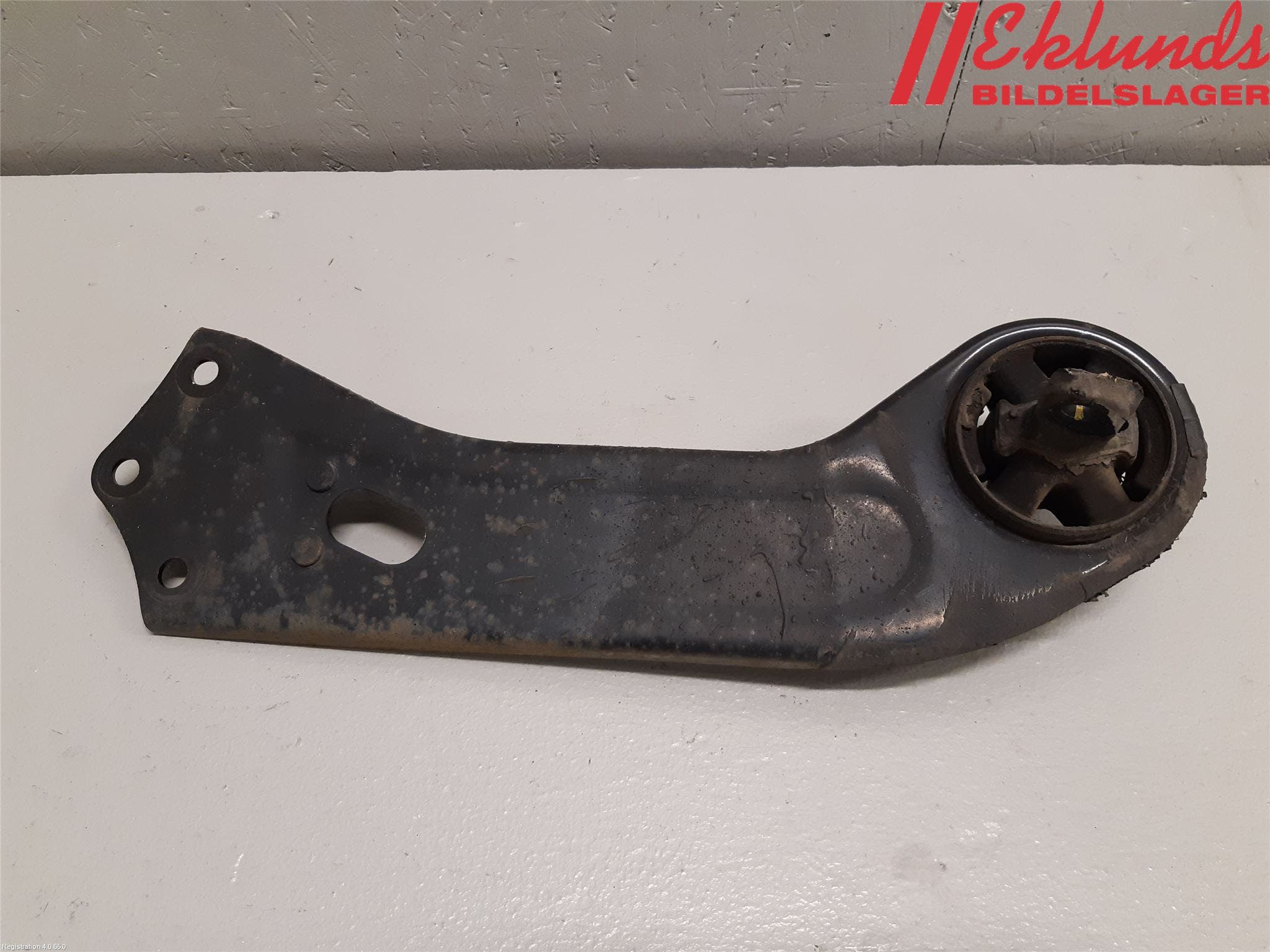 Kia SPORTAGE (QL) 16-21 Bärarm Bak Höger