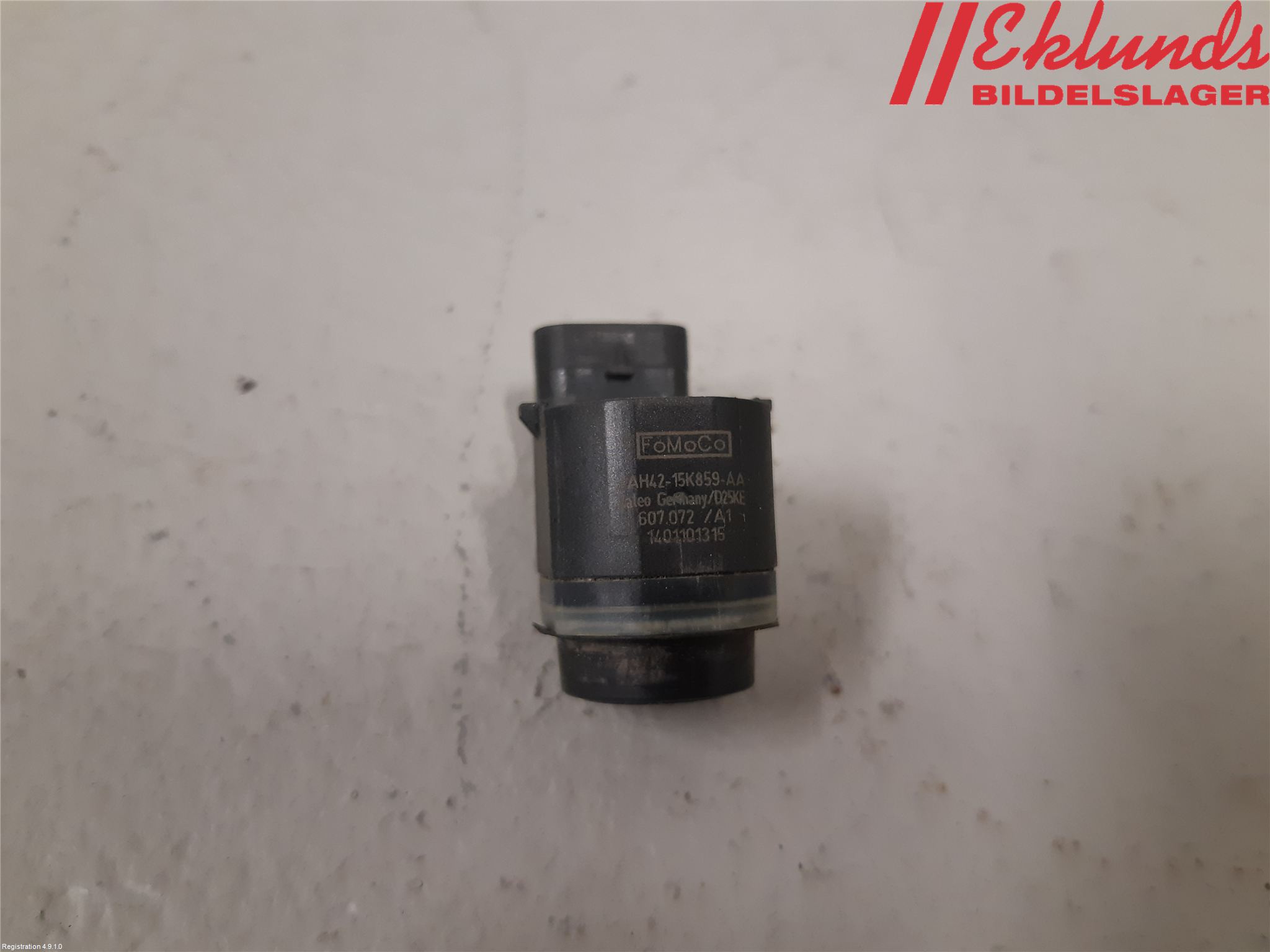 Ford S-MAX 06-15 Parkeringshjälp Frontsensor