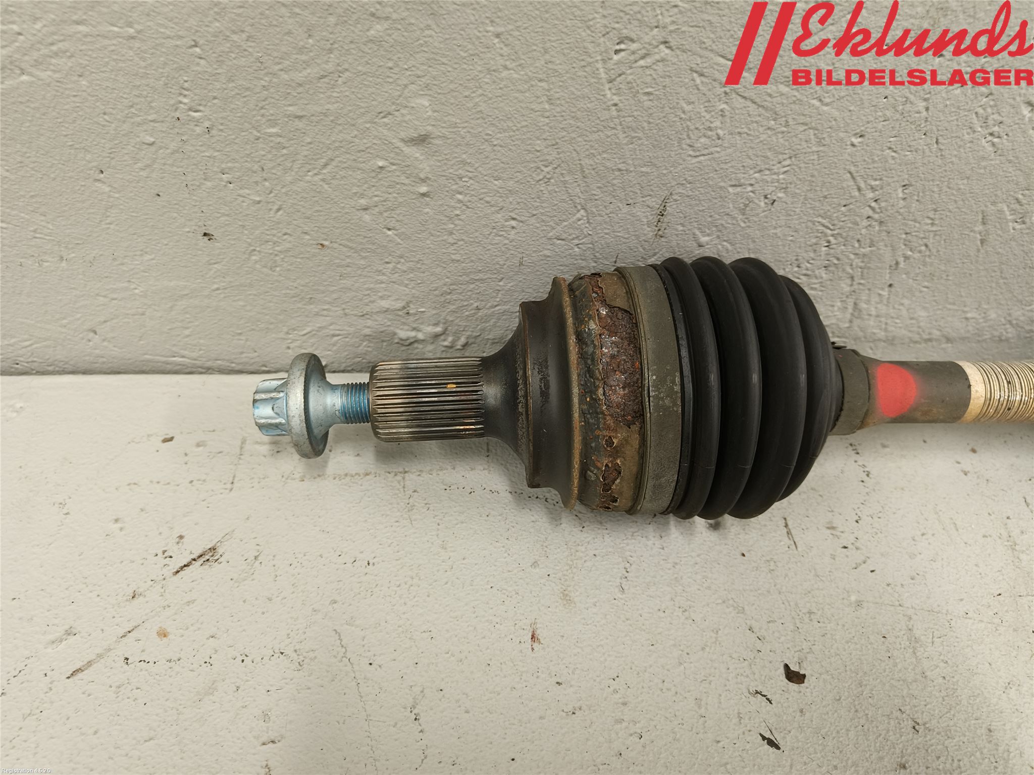 Mercedes-Benz MB GLK-KLASS (X204) 08-16 Drivaxel Fram Vänster