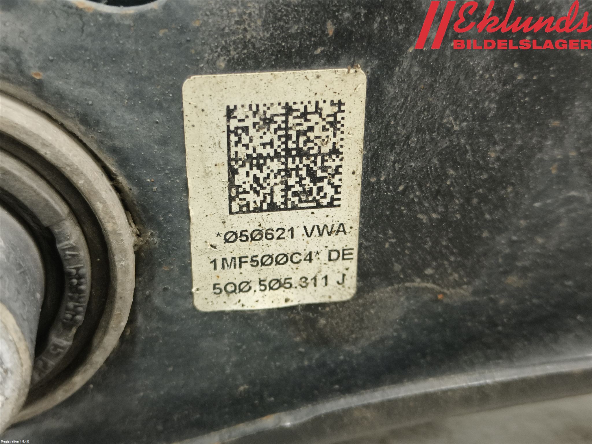 Volkswagen VW T-ROC 18- Bärarm Bak Höger