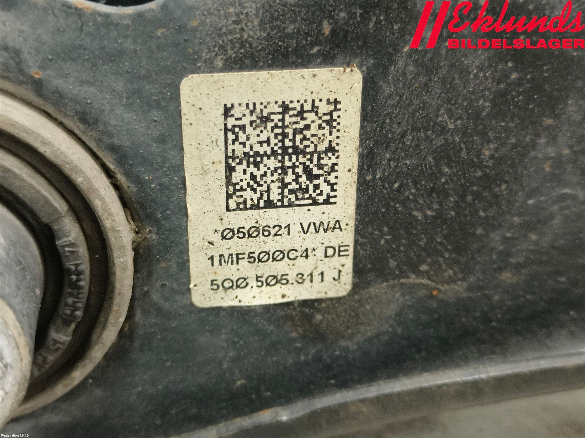 Volkswagen VW T-ROC 18- Bärarm Bak Höger