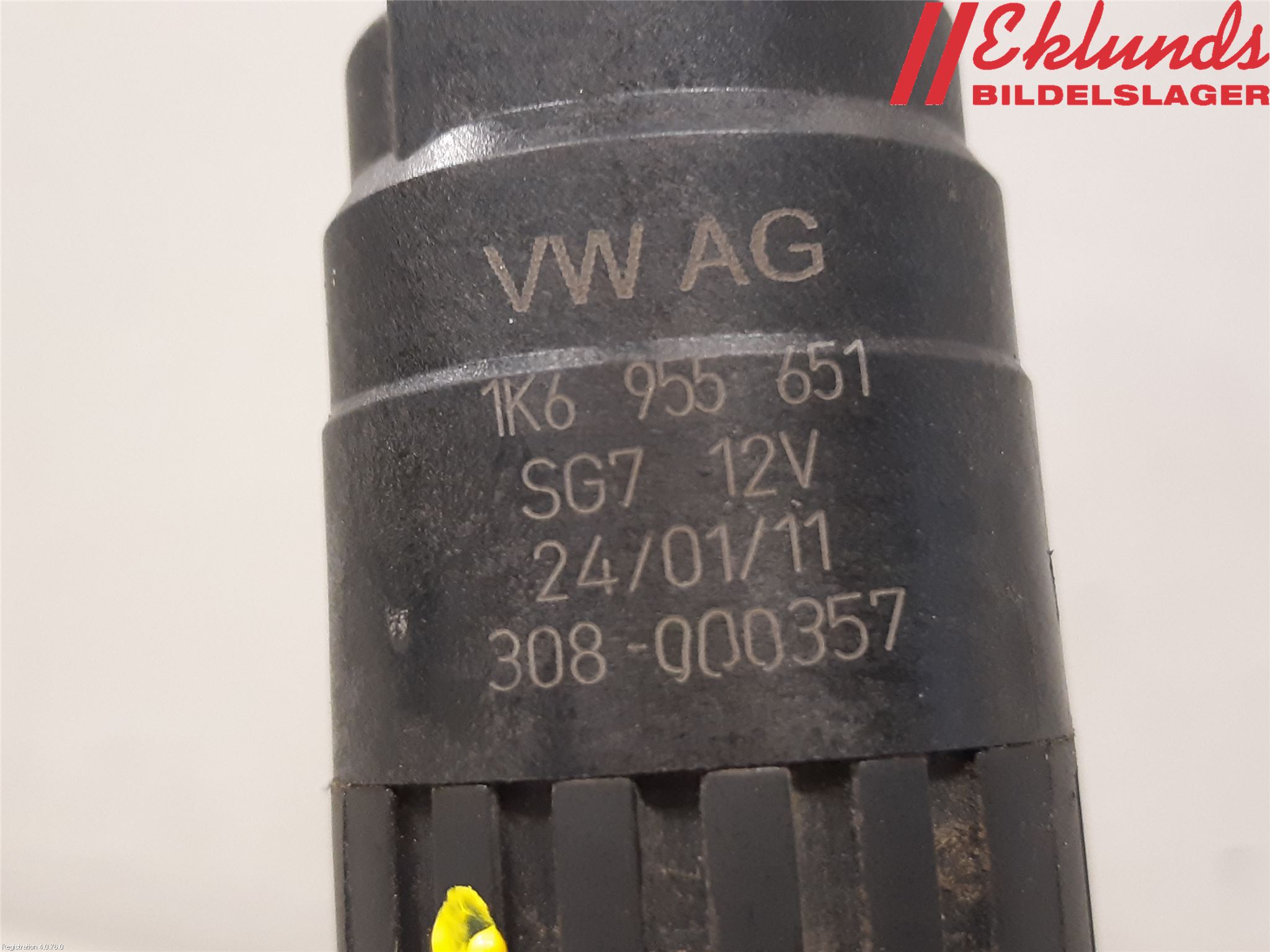 Volkswagen VW POLO 10-17 Spolarpump Vindruta