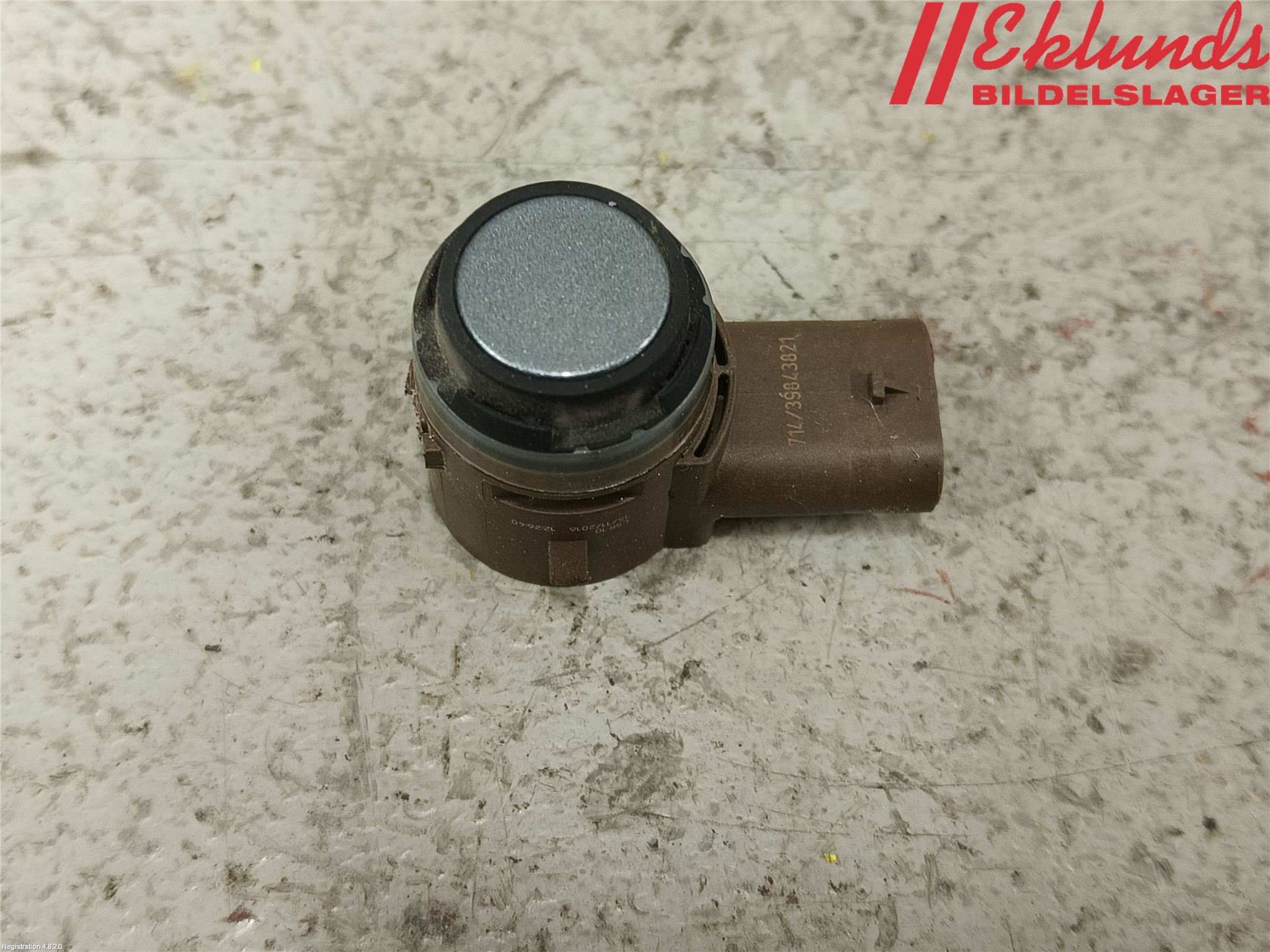 Volvo XC90/RECHARGE 16- Parkeringshjälp Frontsensor