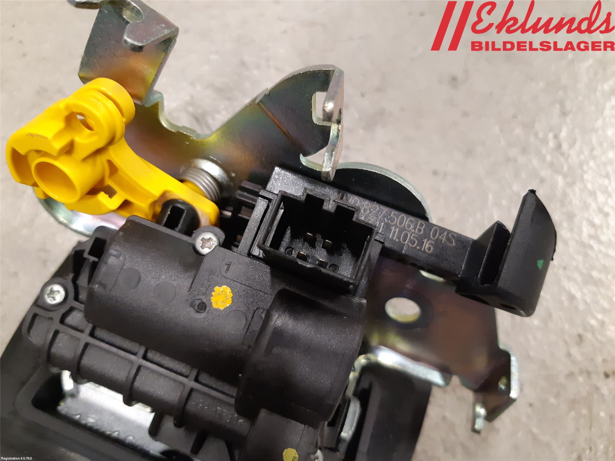 Audi A4/S4 B9 16-19 Låskista Baklucka