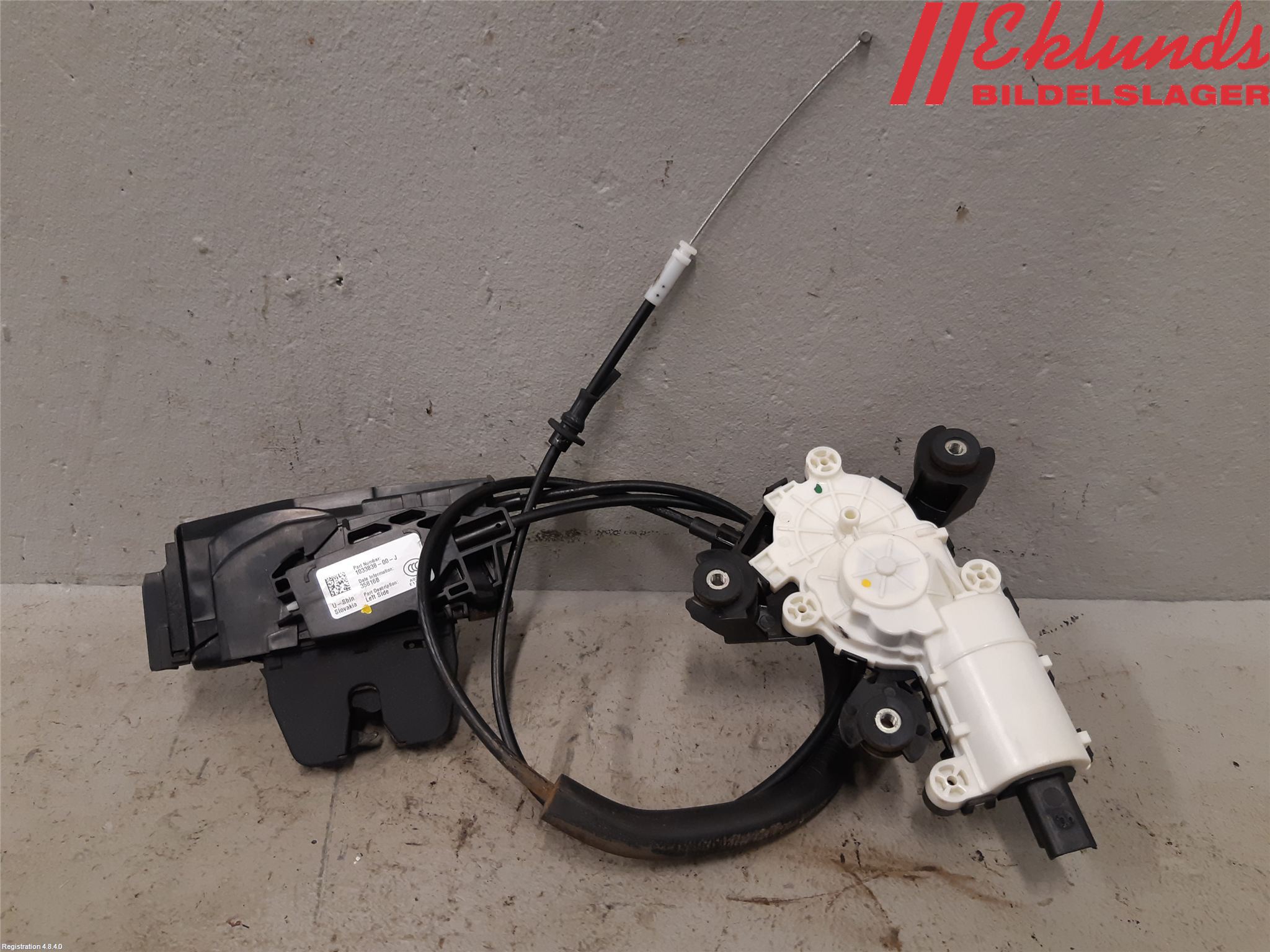 Tesla MODEL X 16- Låskista-Dörrlås