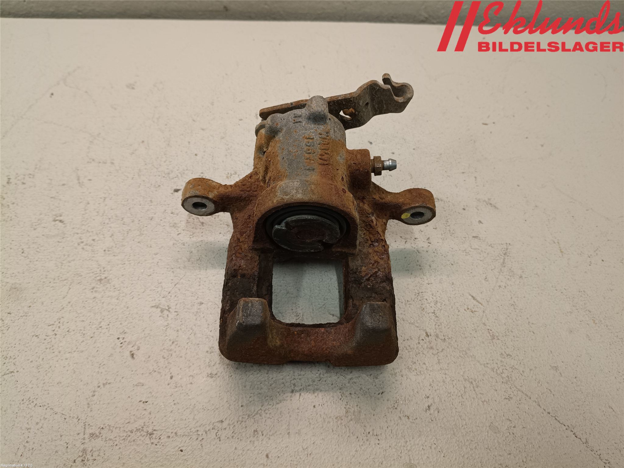 Volkswagen VW JETTA VI 11- Bromsok Bak Höger