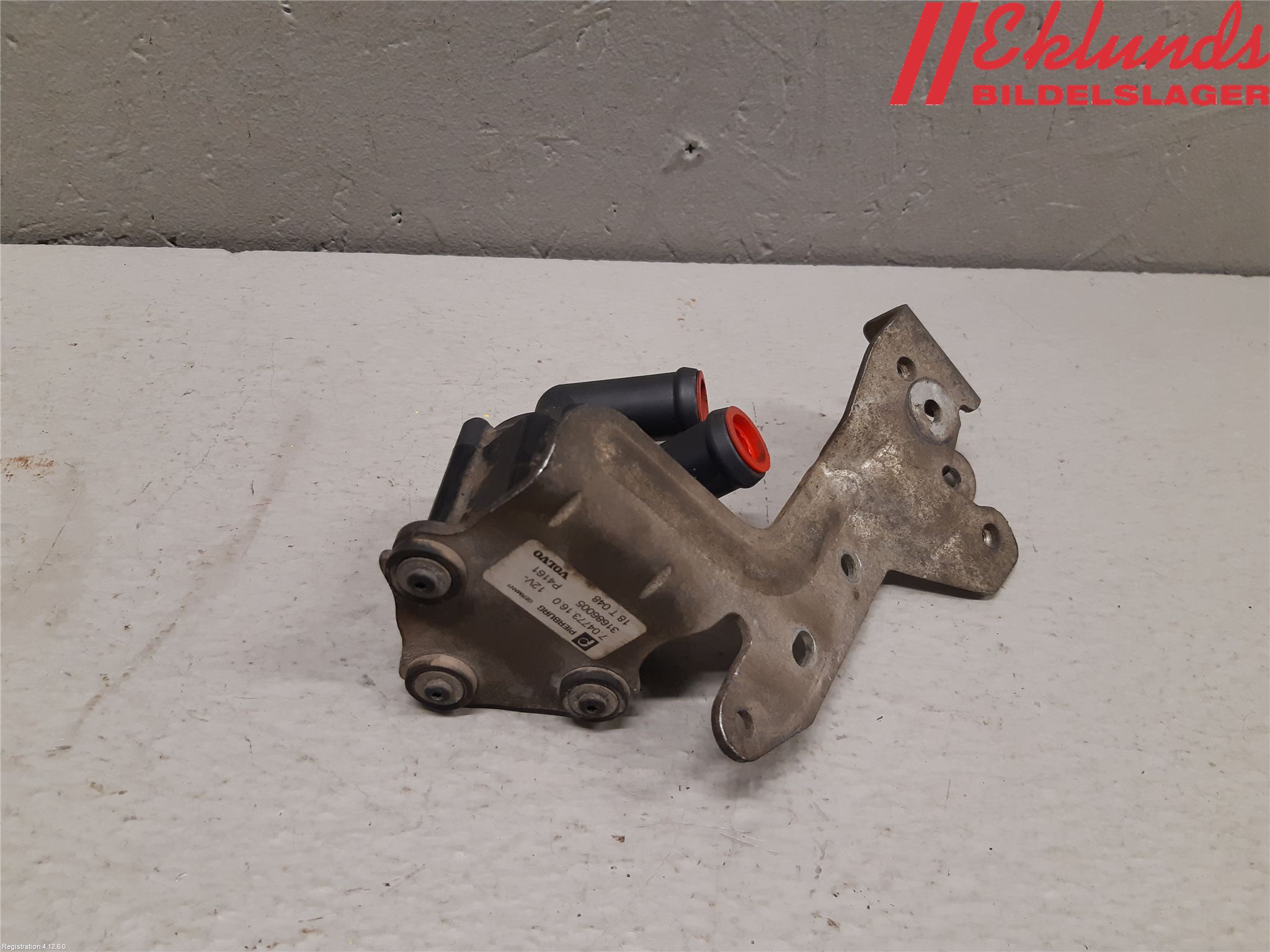 Volvo V90 17->> Värme Cirkulationspump