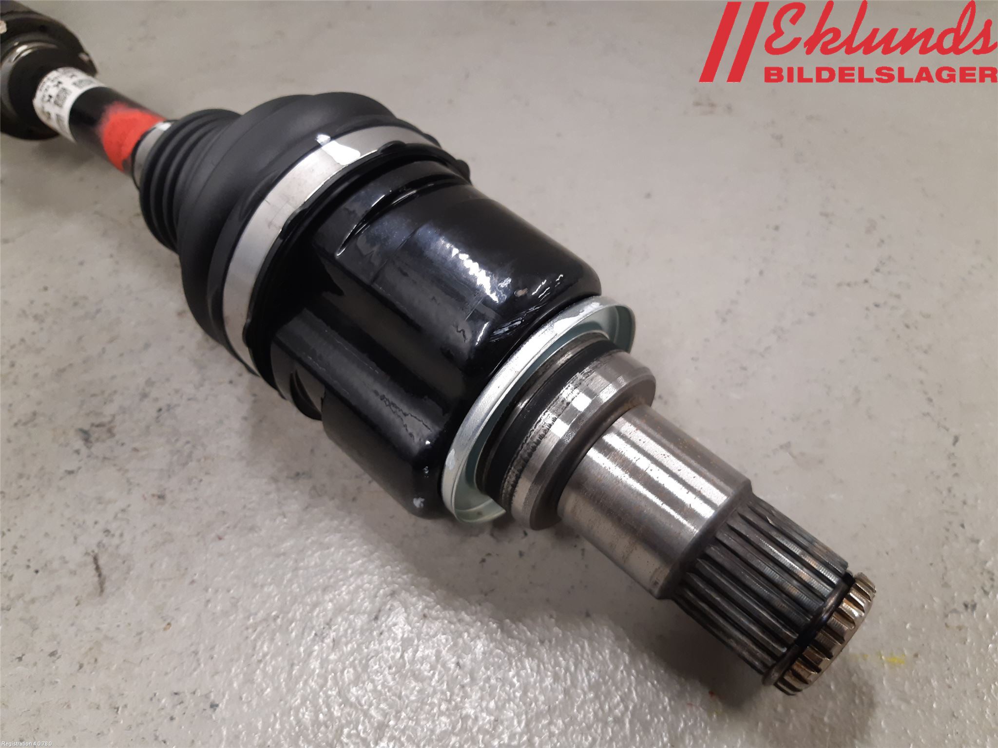 Toyota COROLLA 19- Drivaxel Fram Vänster