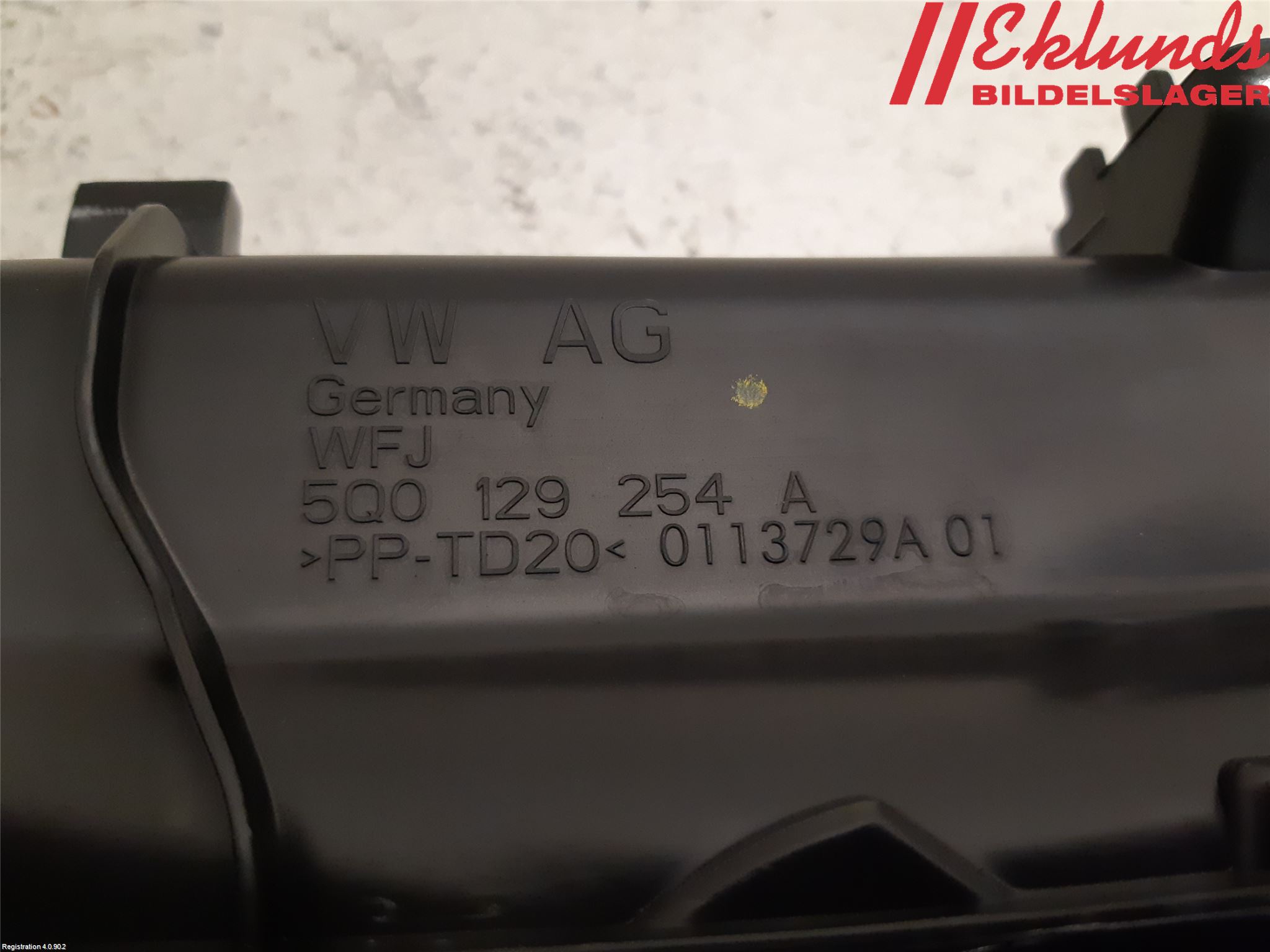 Volkswagen VW PASSAT 15-19 Förg-Bälg-Rör Mot Luftr