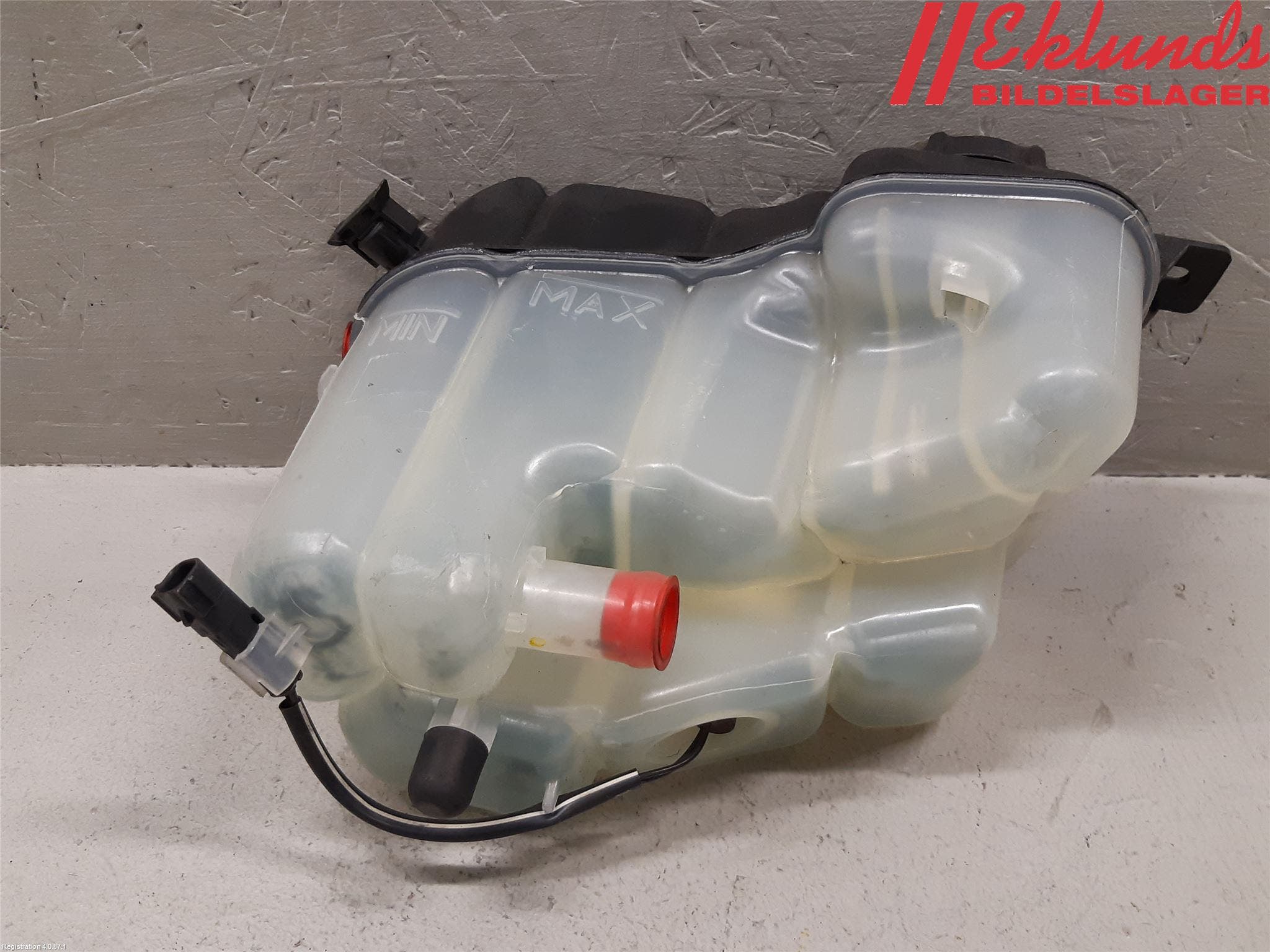 Volvo V70 08-13 Expansionstank