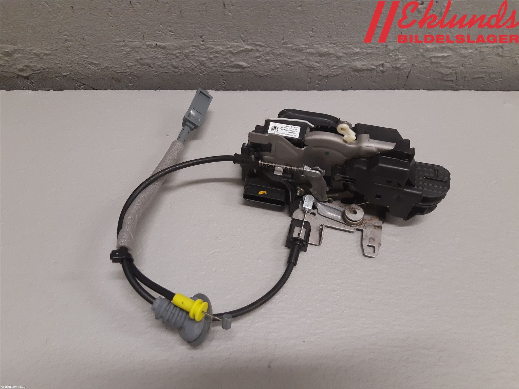 Volvo V90 17->> Låskista-Dörrlås