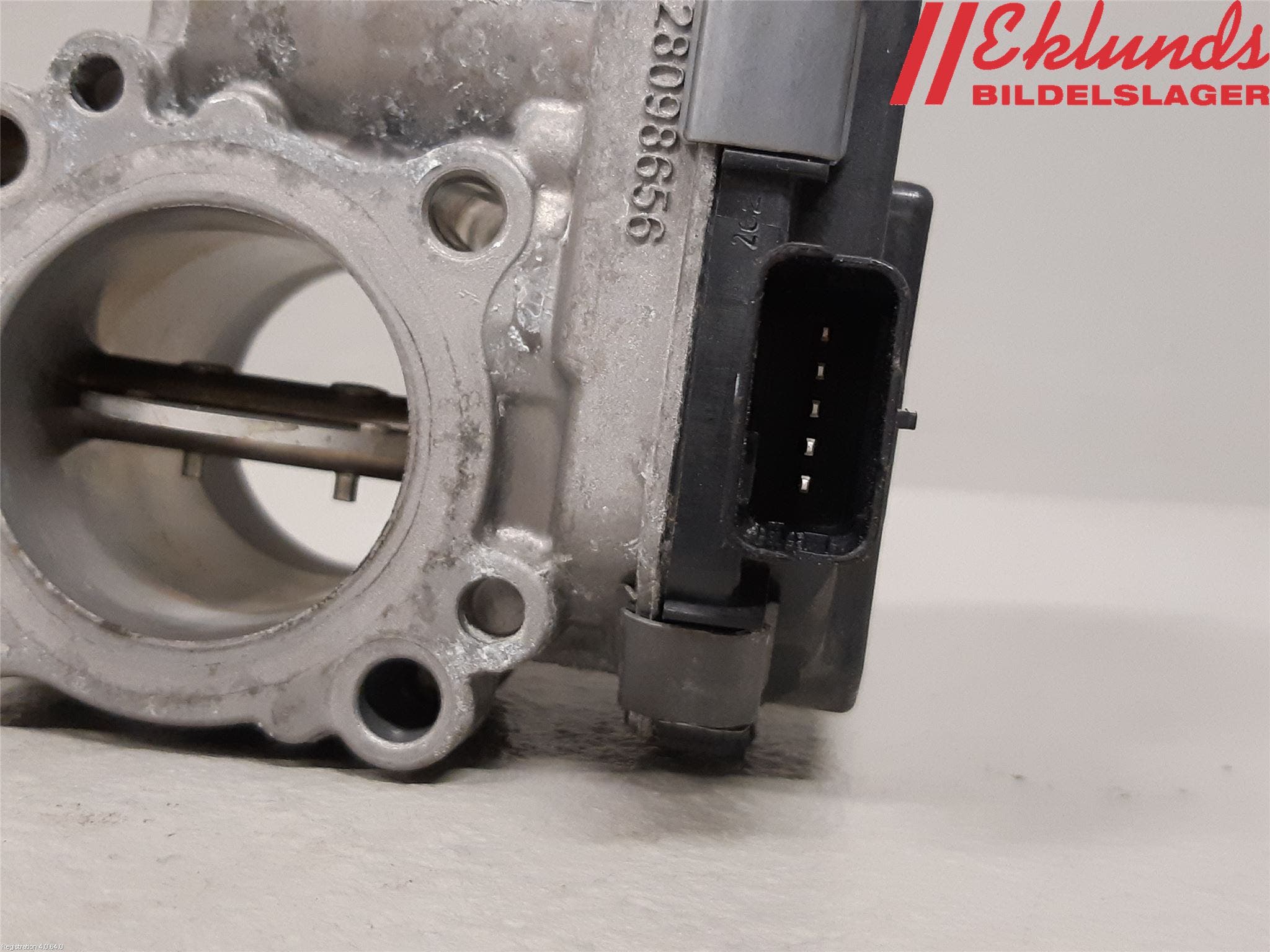 Peugeot PARTNER 08-15 Injspjällhus