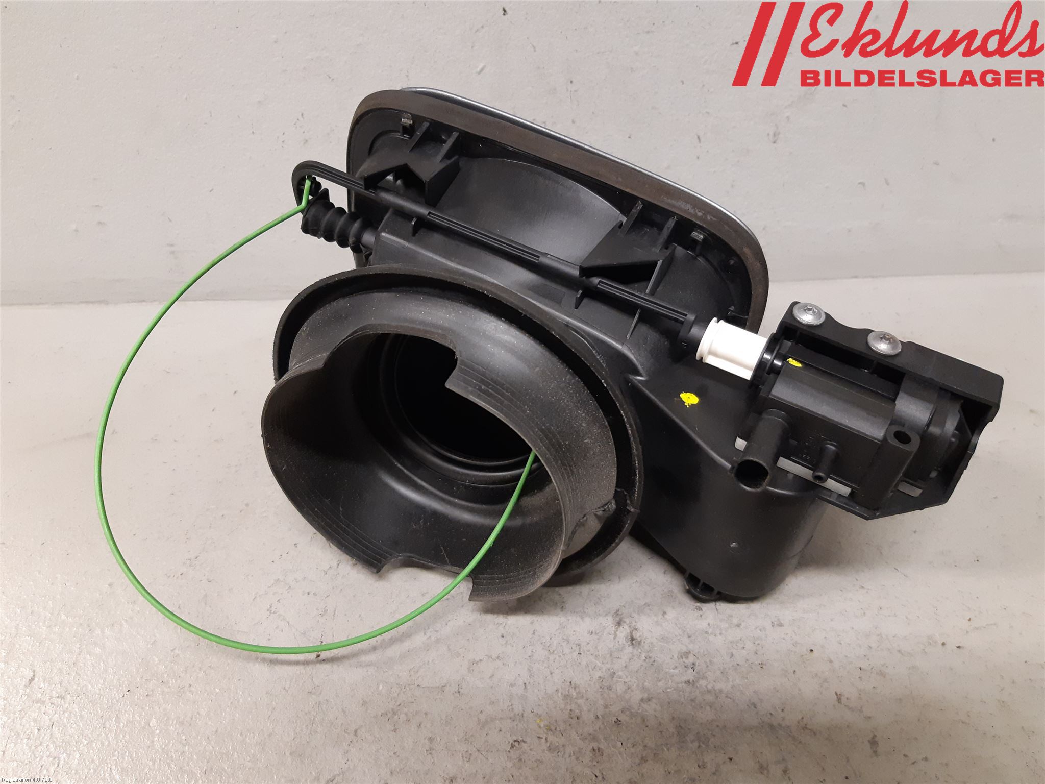 BMW X1 E84 10-15 Tanklucka