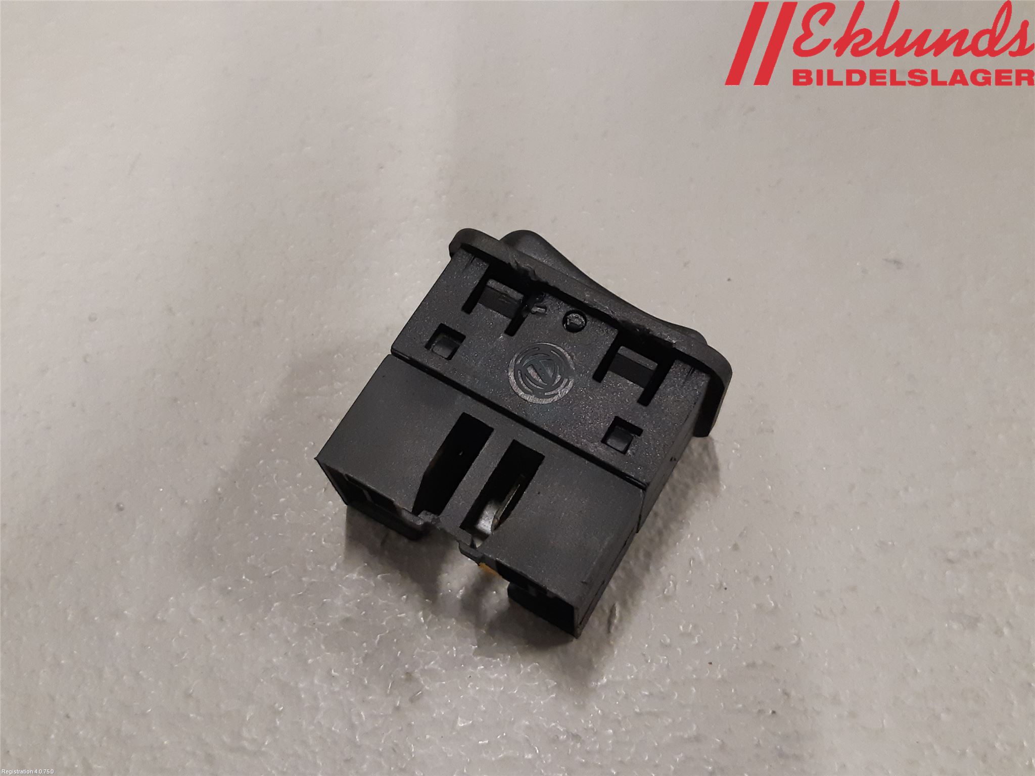 Fiat 500L 13-19 Strömställare Stolregler