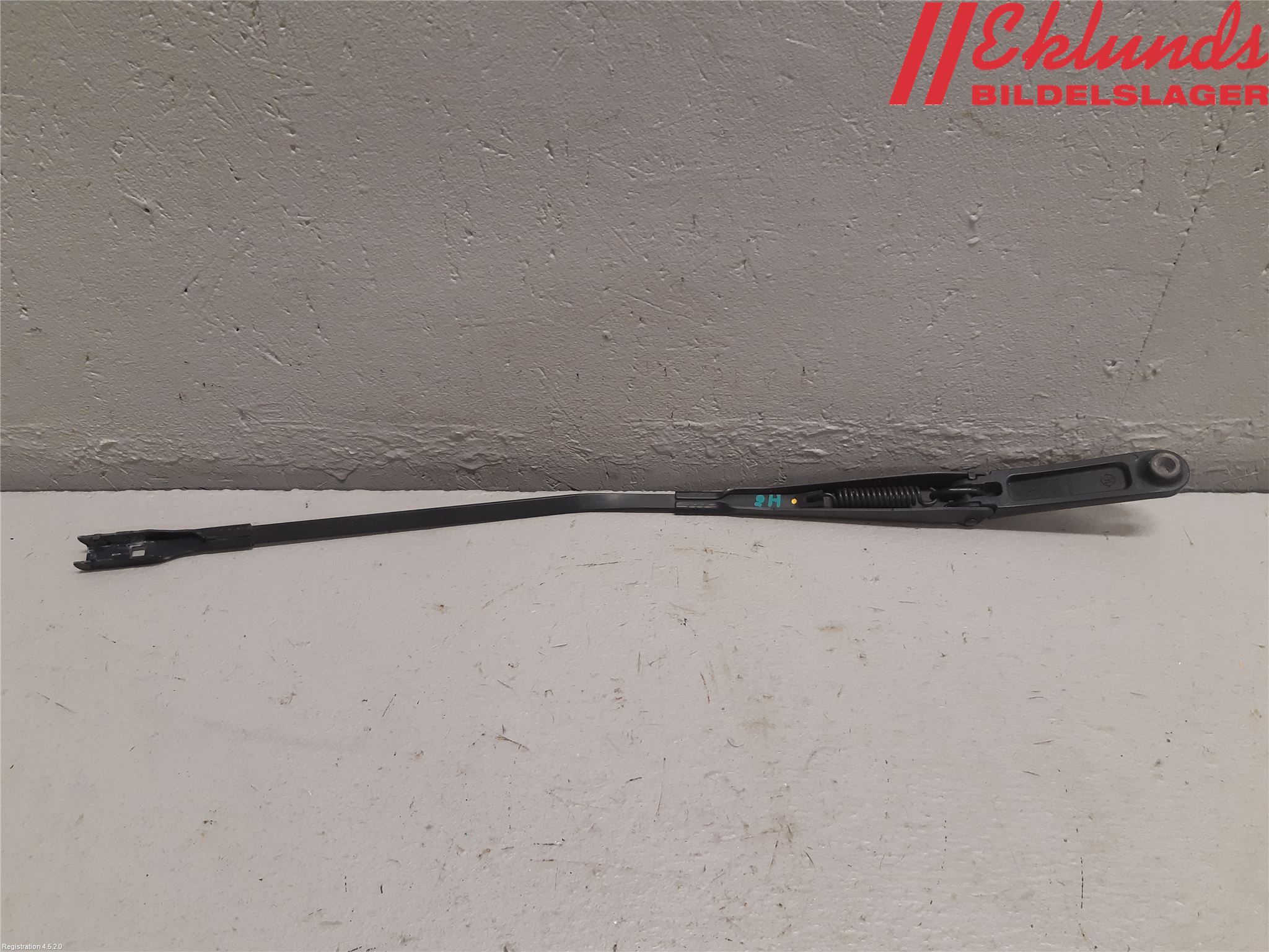 Audi A4/S4 B9 16-19 Torkararm Armar Vindruta