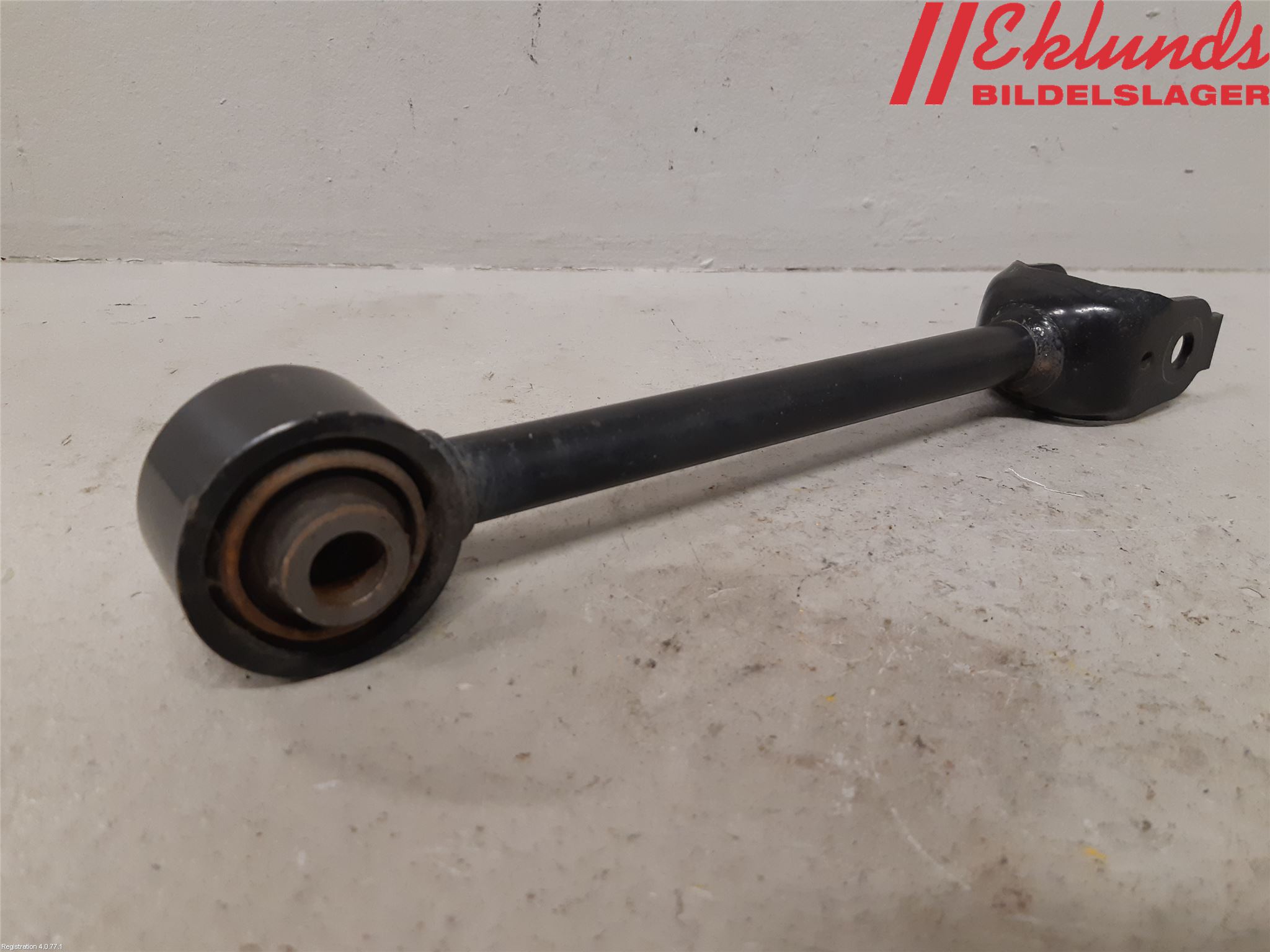 Toyota RAV4 19- Bärarm Bak Höger