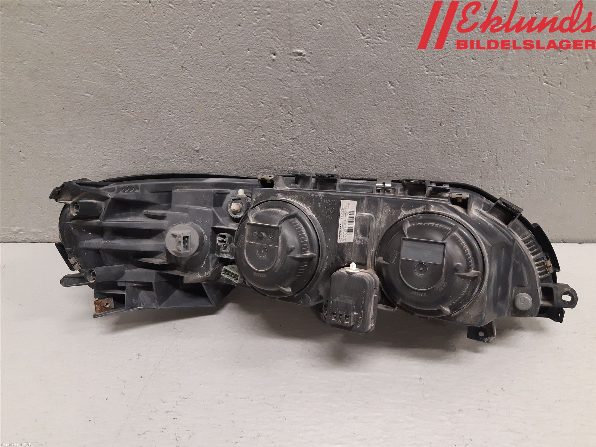 Volvo V70 00-04 Strålkastare Vänster