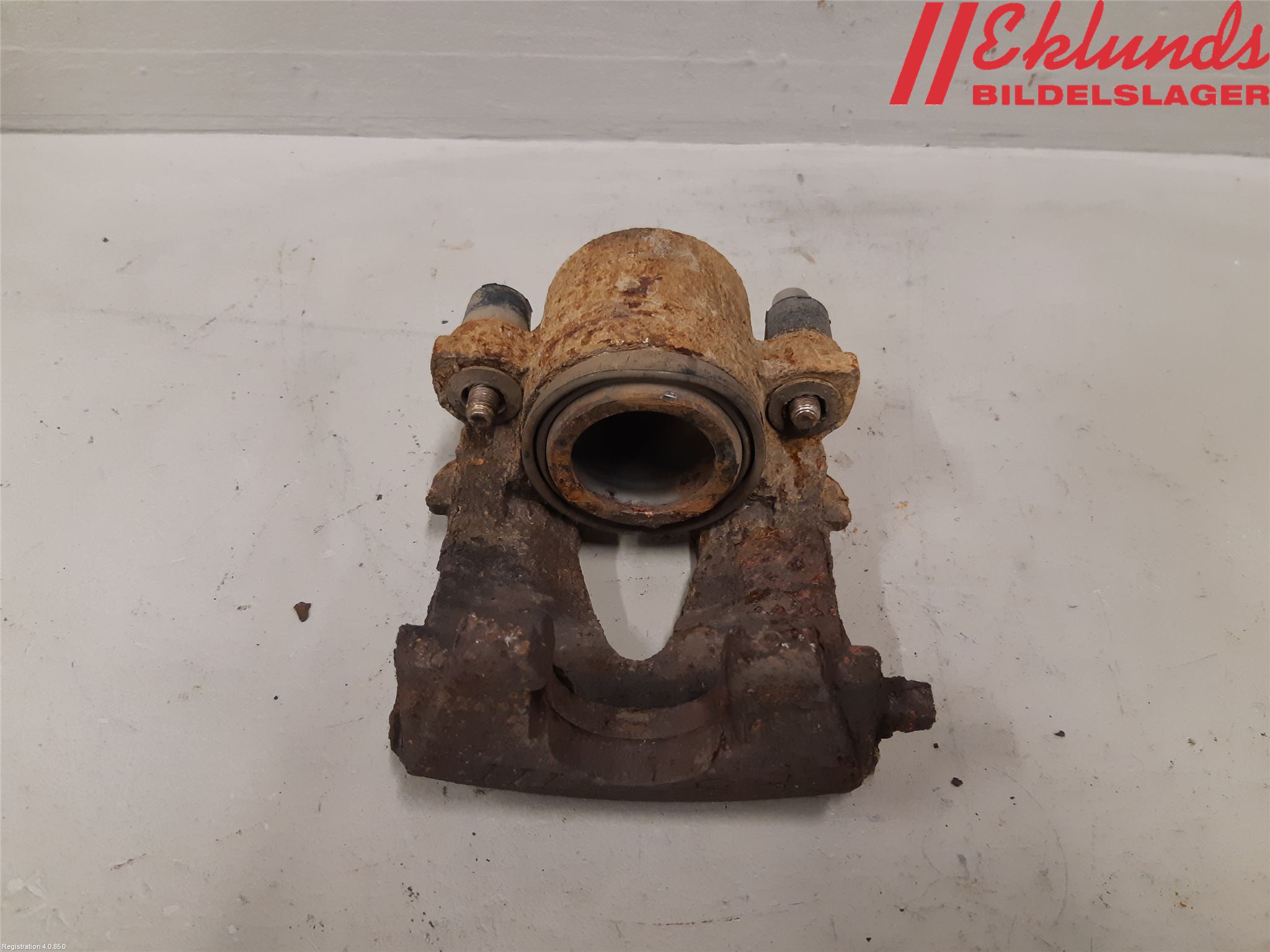 Volkswagen VW CADDY 11-15 Bromsok Fram Vänster