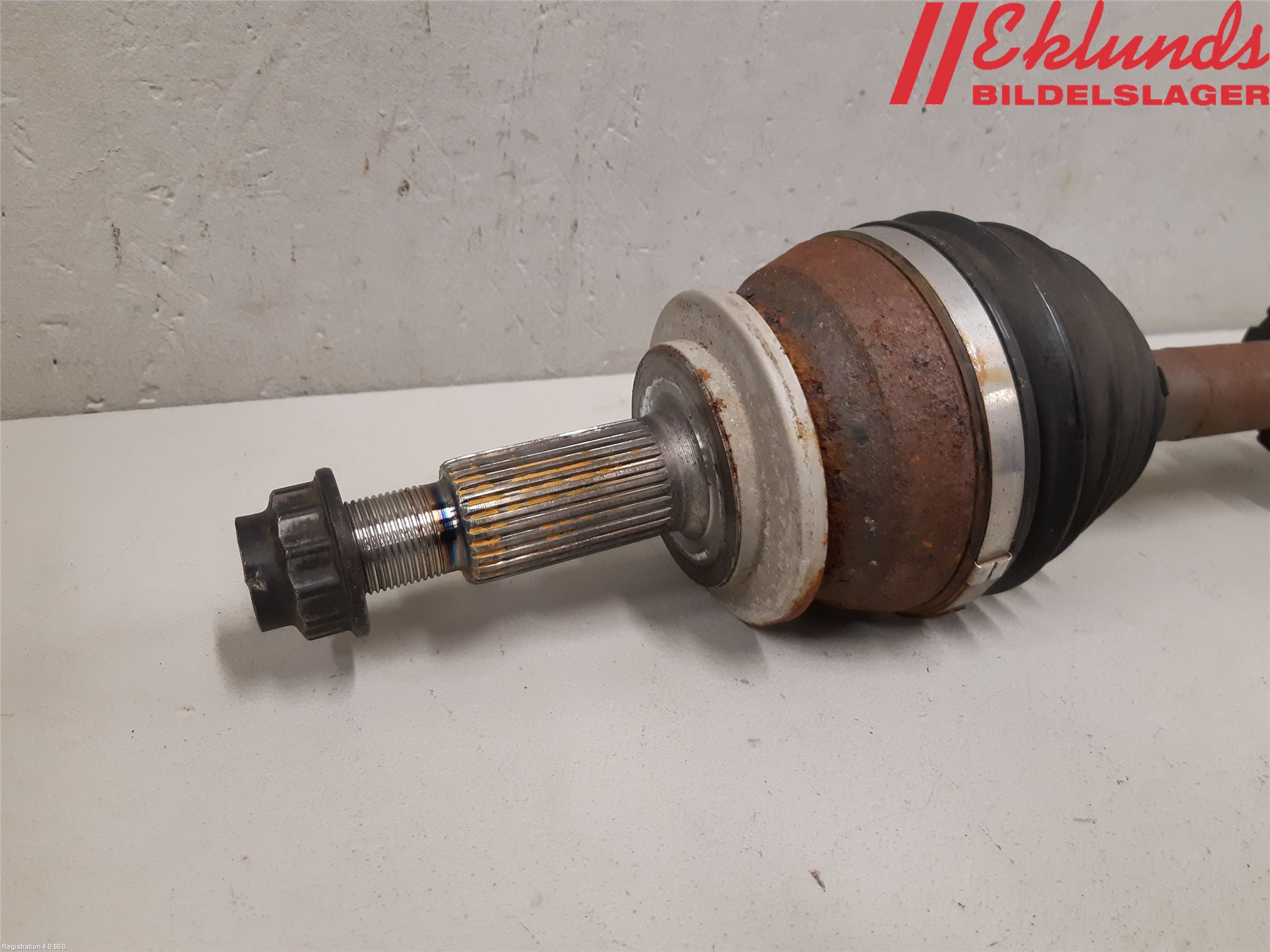 Toyota RAV4 19- Drivaxel Fram Vänster