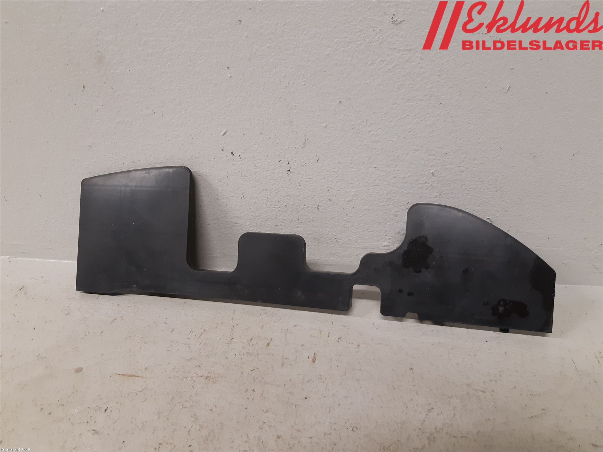 Kia CEED 06-12 Deflektor Plåt-Plast Kylning