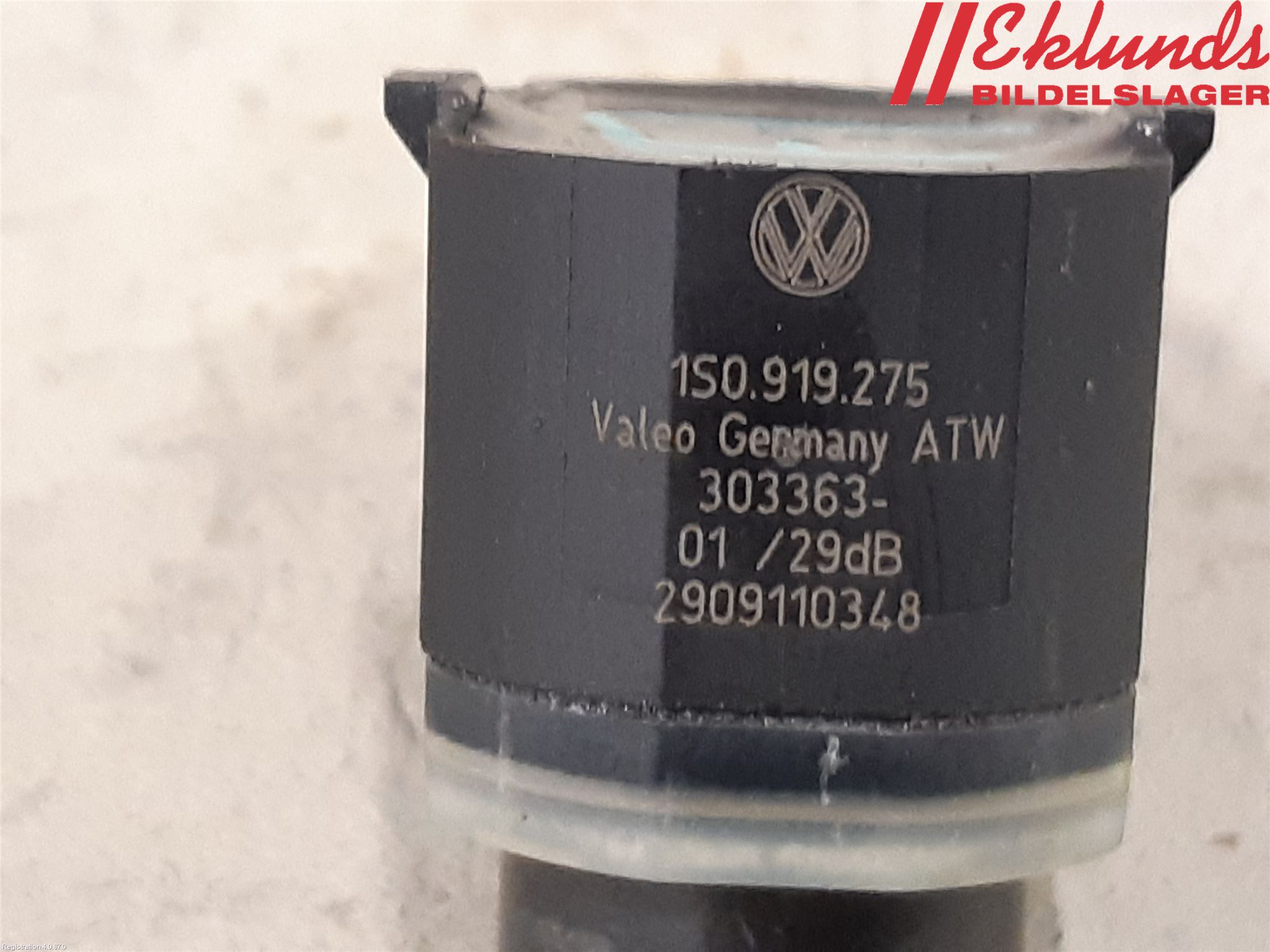 Volkswagen VW PASSAT 11-14 Parkeringshjälp Frontsensor
