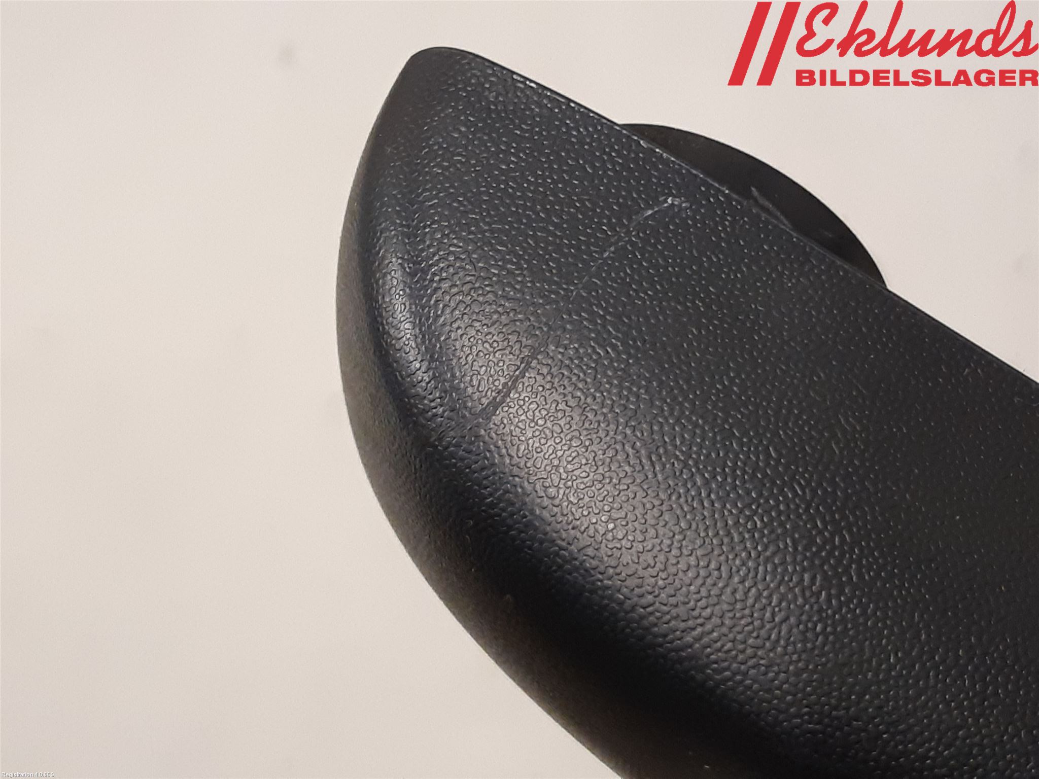 Toyota RAV4 19- Torkararm-Bakruta