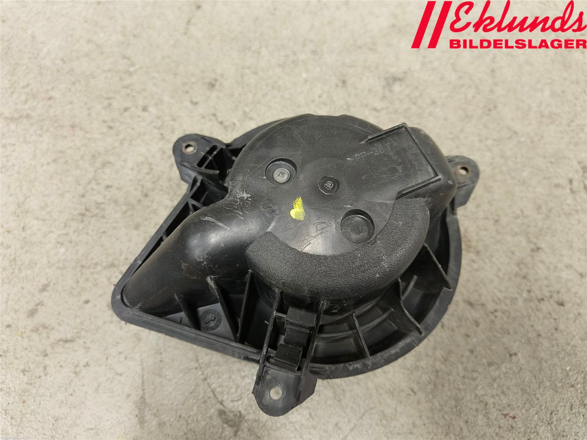 Opel VIVARO 01-14 Värmefläkt